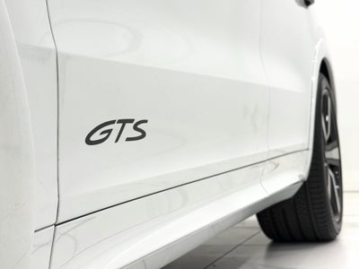 2025 Porsche Cayenne GTS