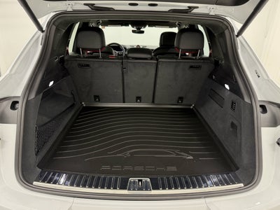 2025 Porsche Cayenne GTS