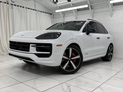 2025 Porsche Cayenne GTS