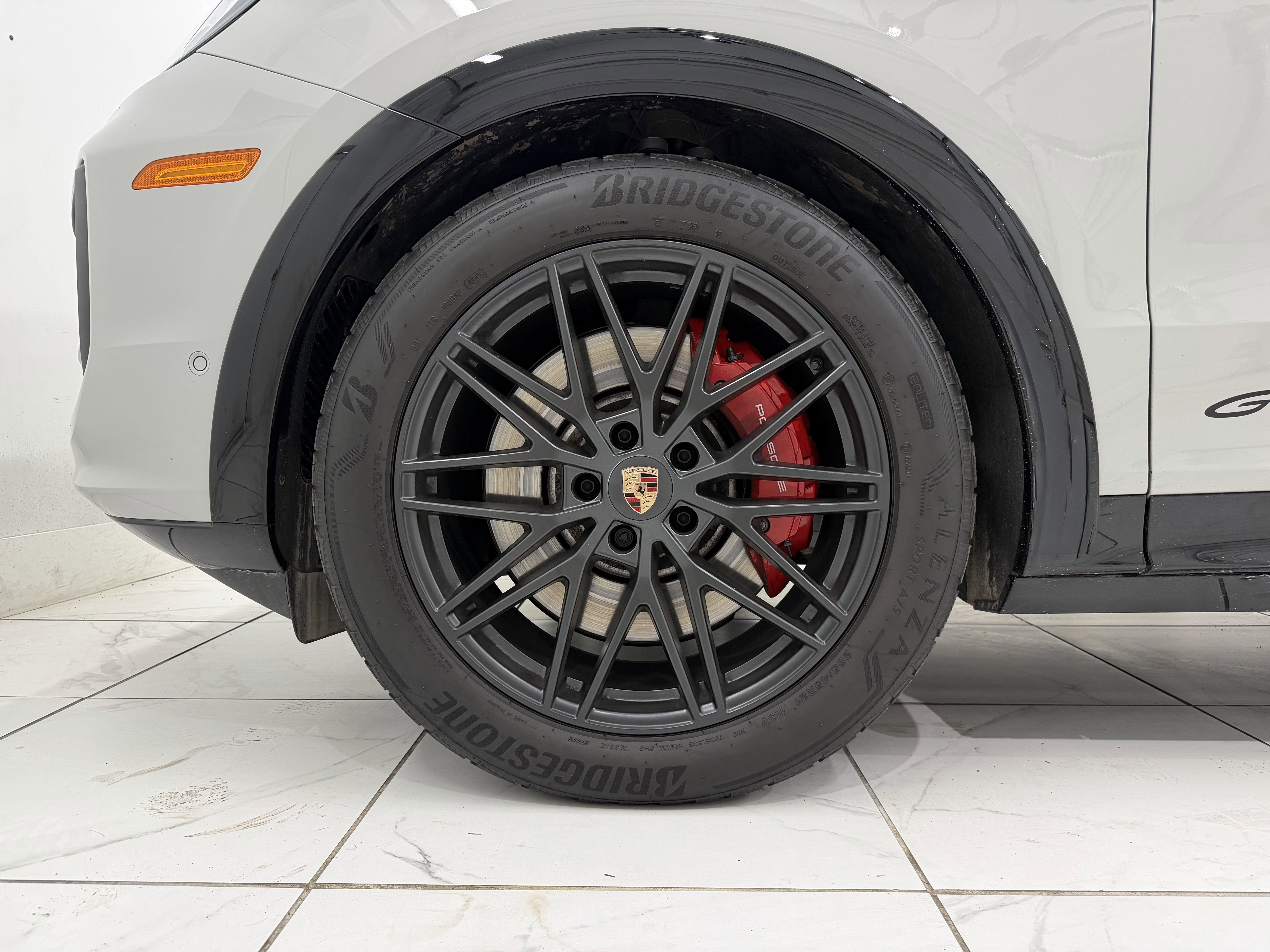 2026 Porsche Cayenne Gts