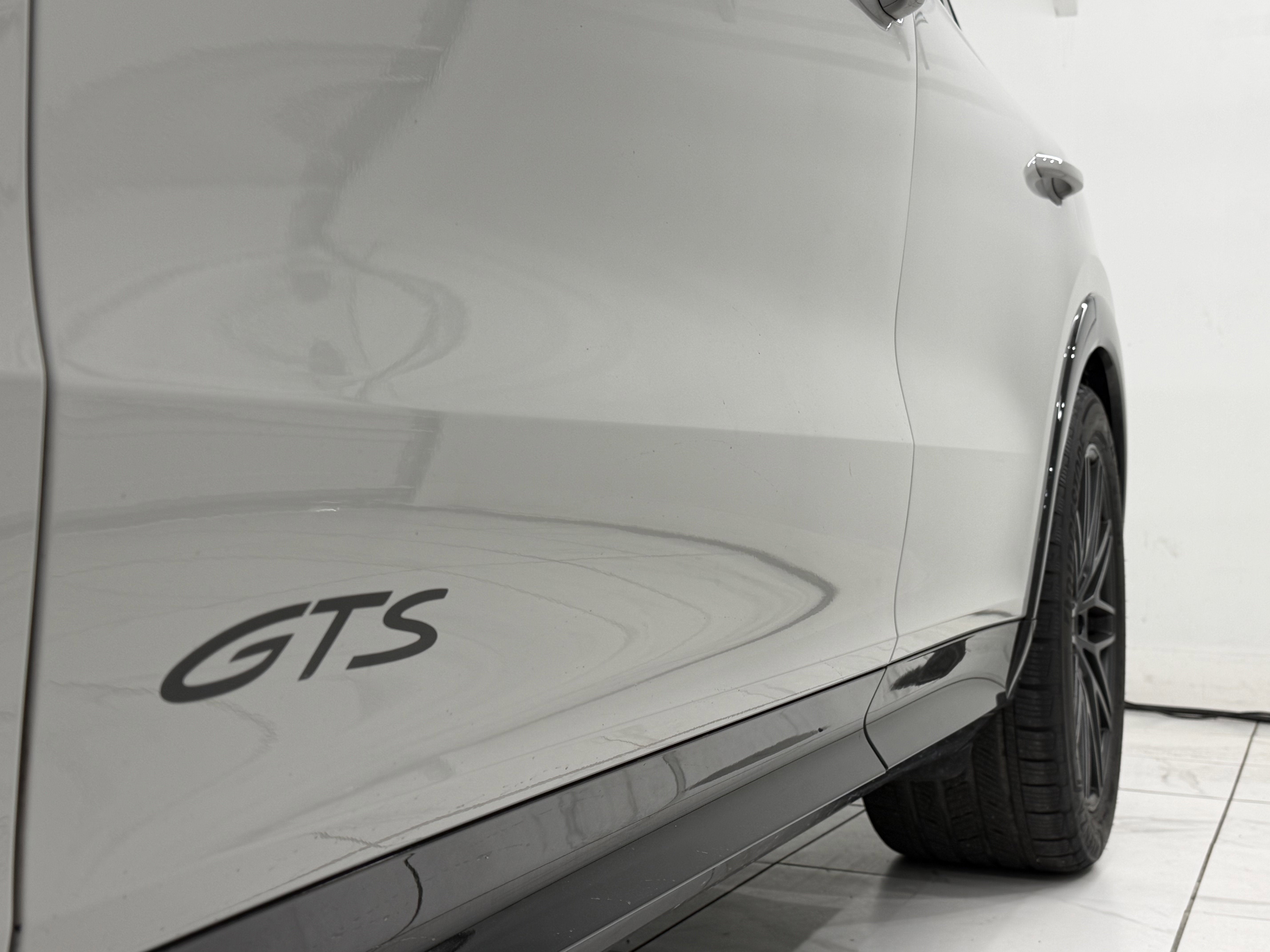 2026 Porsche Cayenne Gts