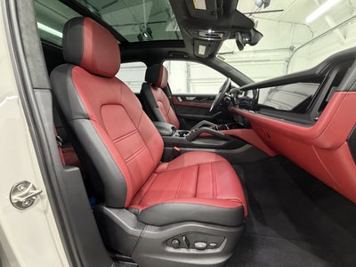 2026 Porsche Cayenne Gts