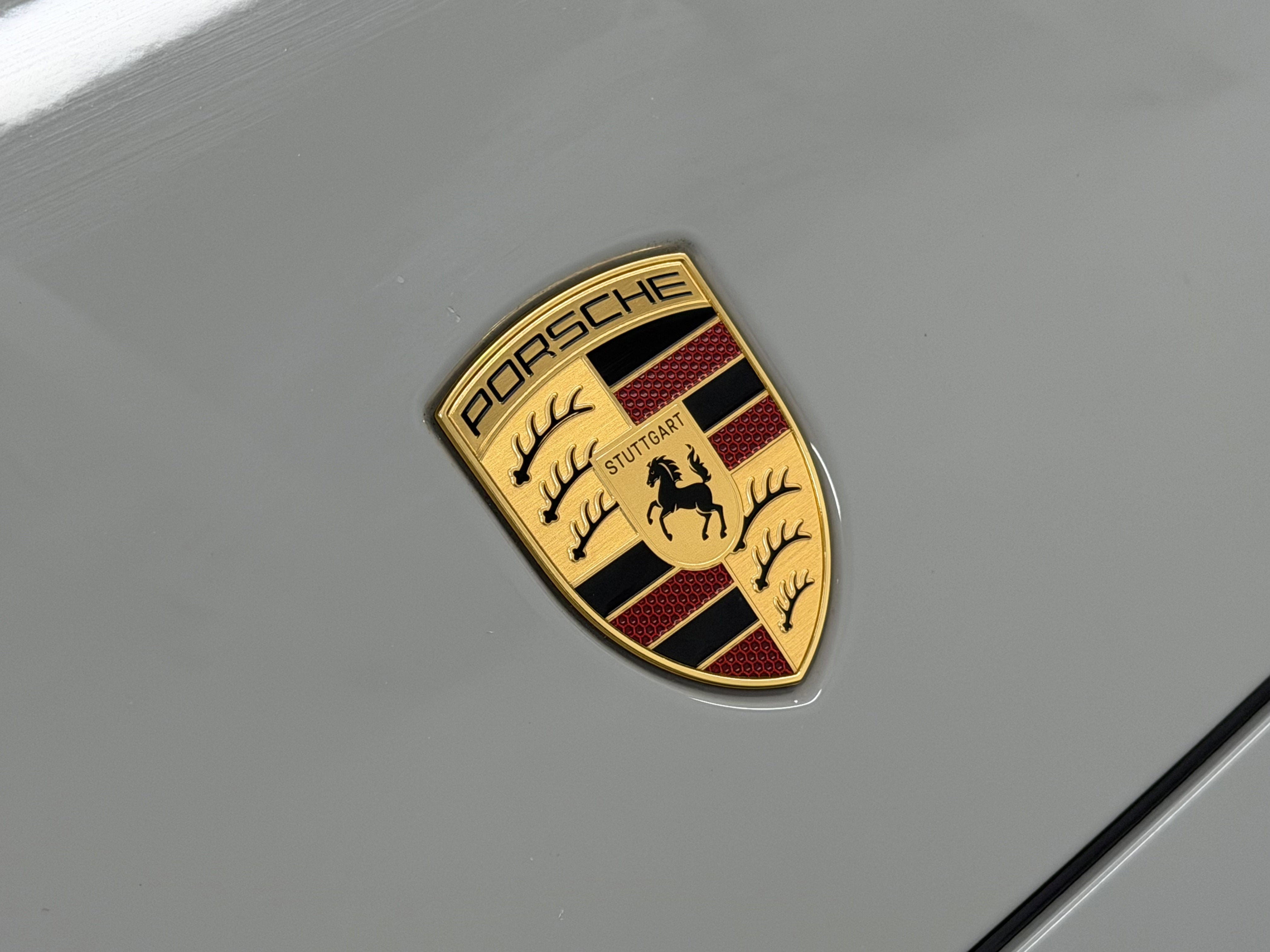 2026 Porsche Cayenne Gts