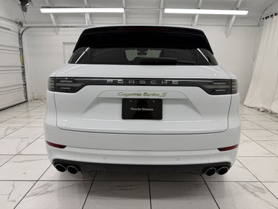 2023 Porsche Cayenne Turbo S E-Hybrid