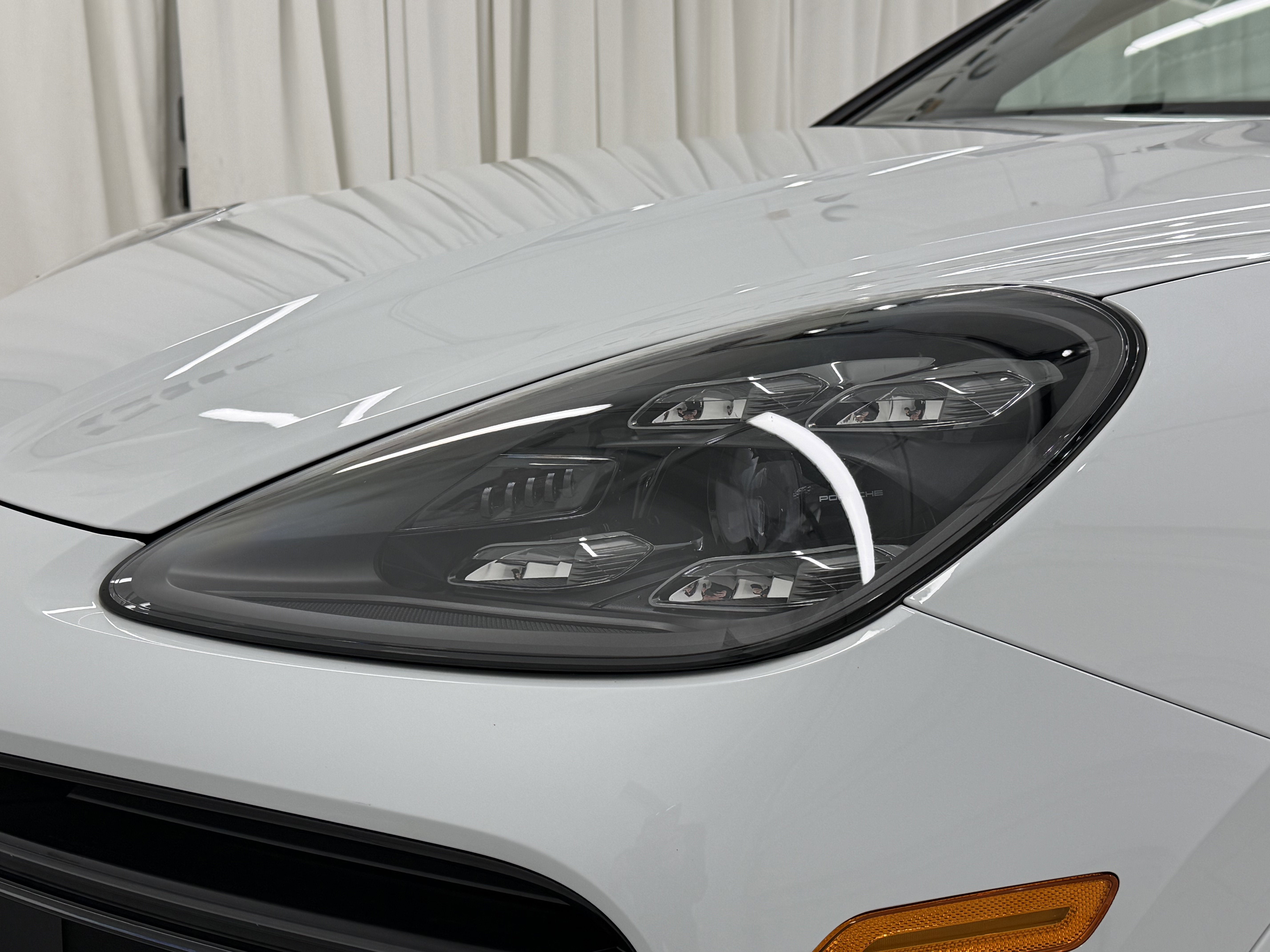 2023 Porsche Cayenne Turbo S E-Hybrid