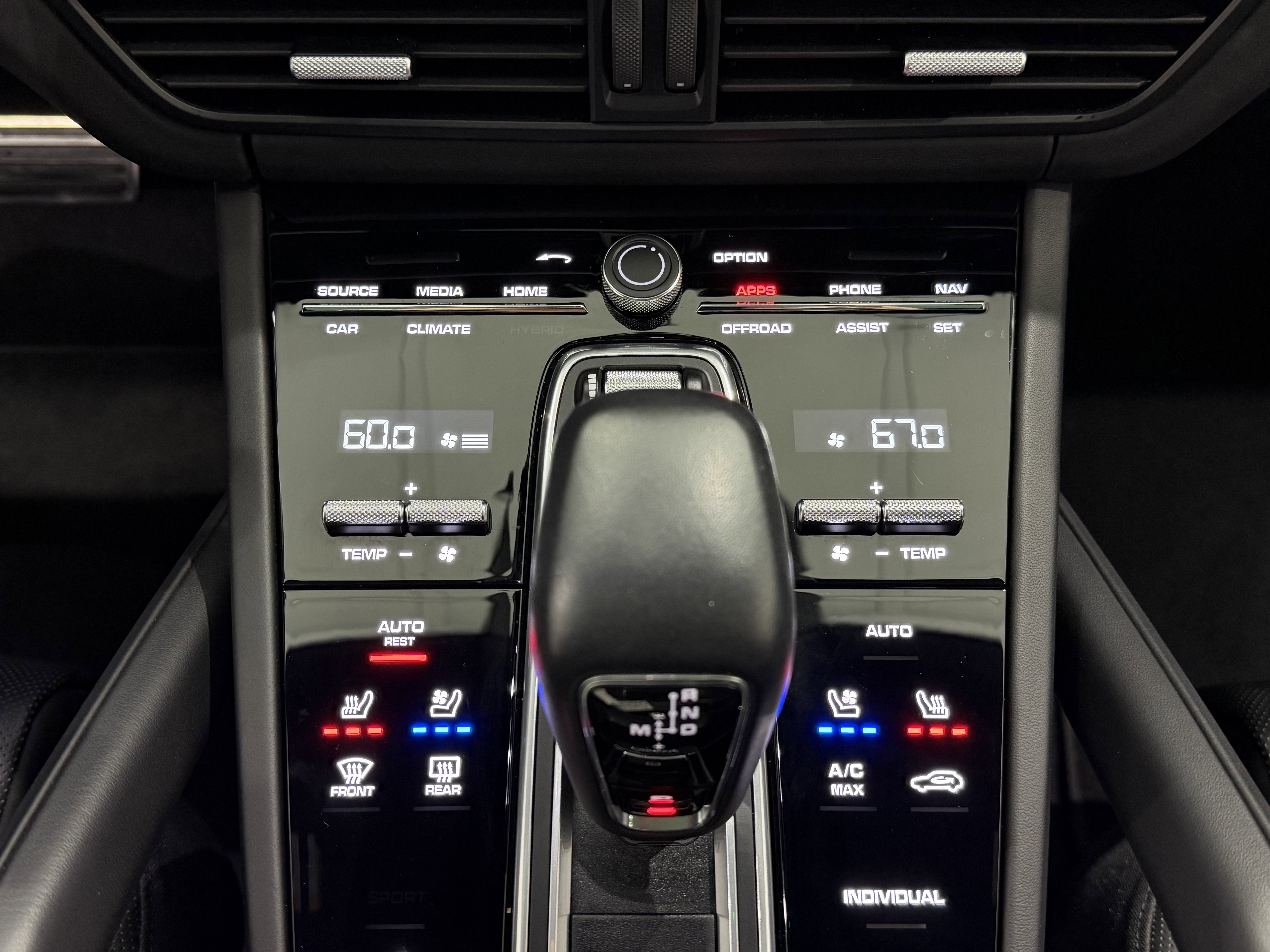 2023 Porsche Cayenne Turbo S E-Hybrid