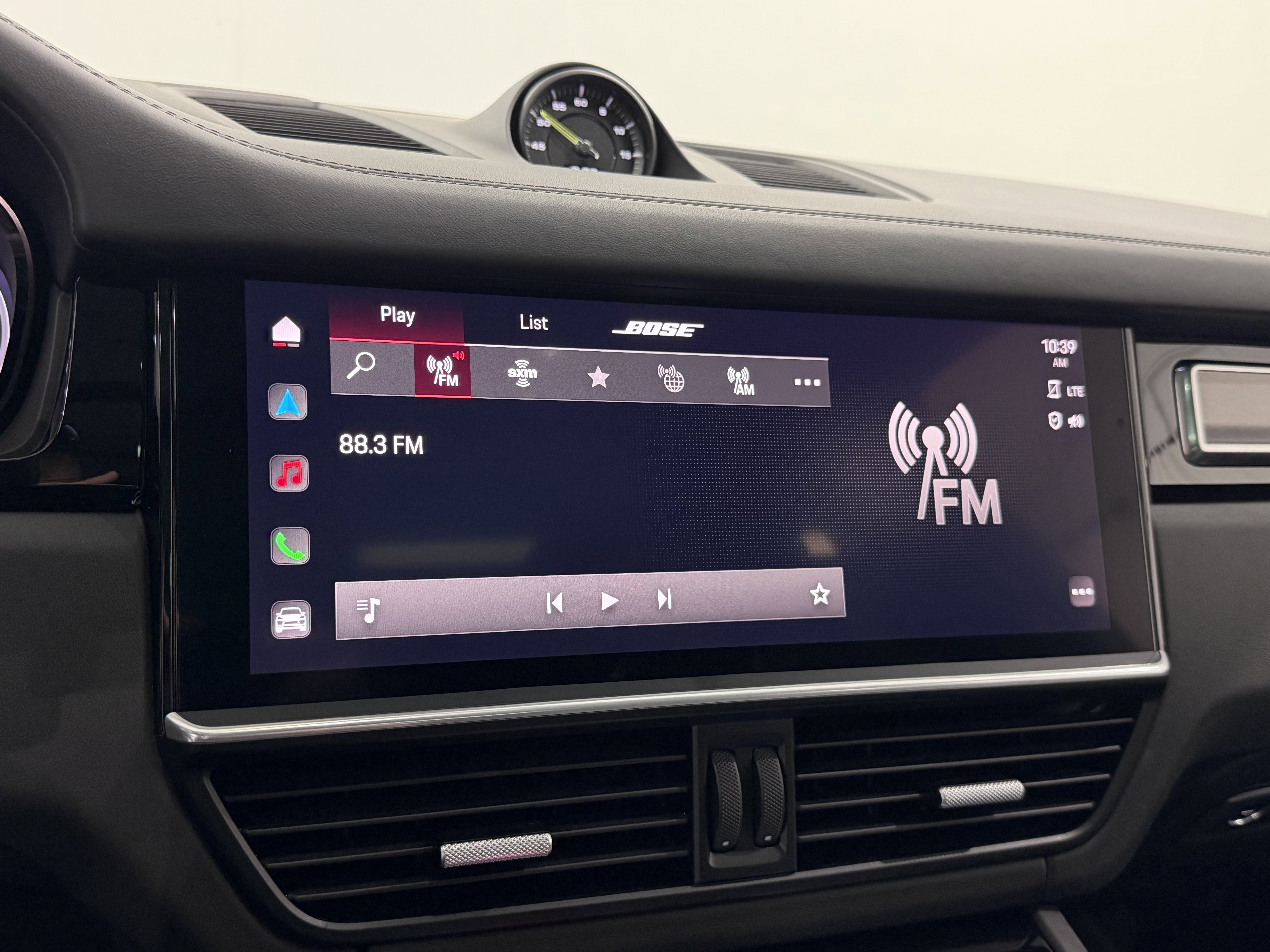 2023 Porsche Cayenne Turbo S E-Hybrid