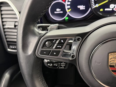 2023 Porsche Cayenne Turbo S E-Hybrid