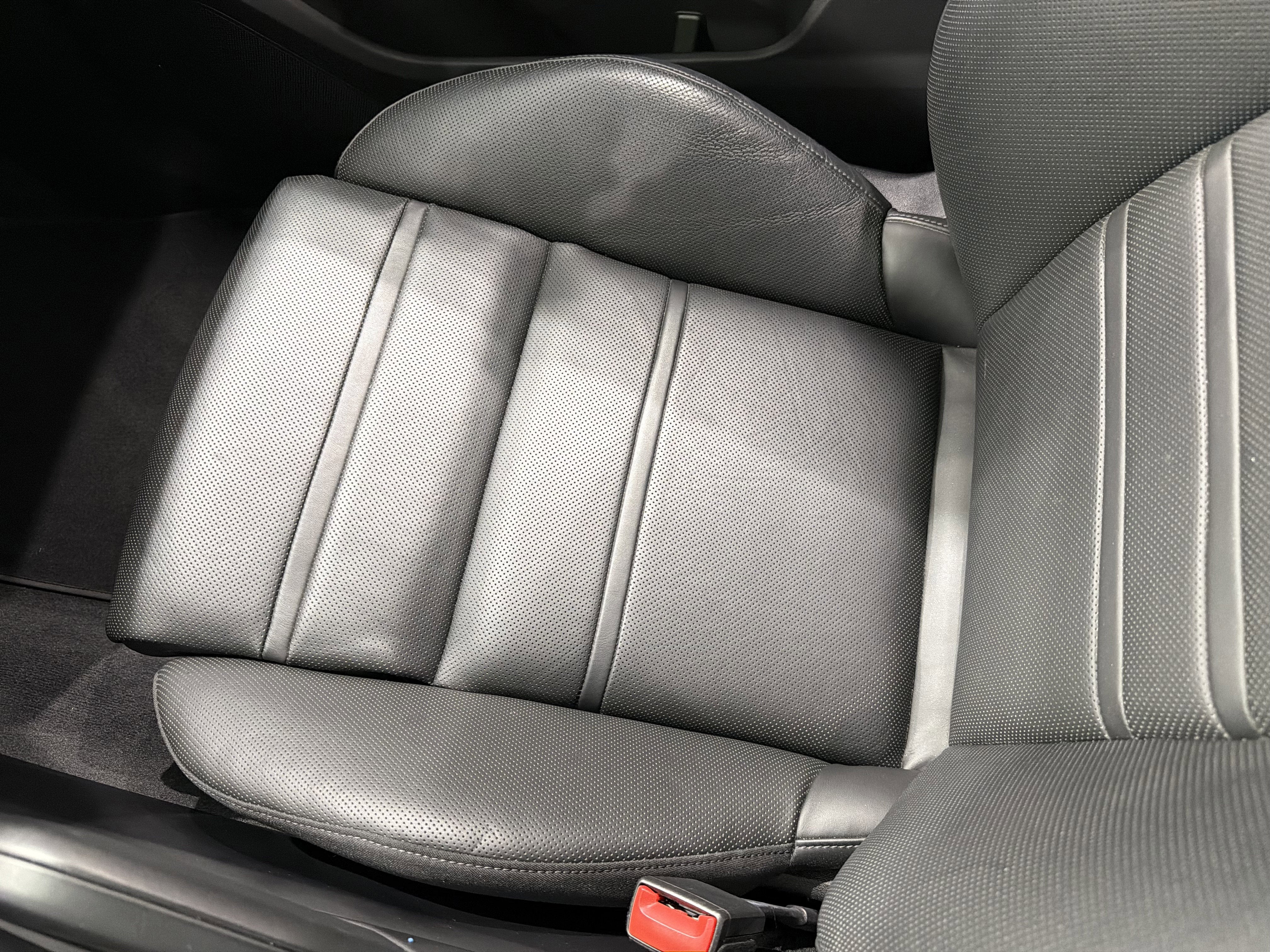 2023 Porsche Cayenne Turbo S E-Hybrid