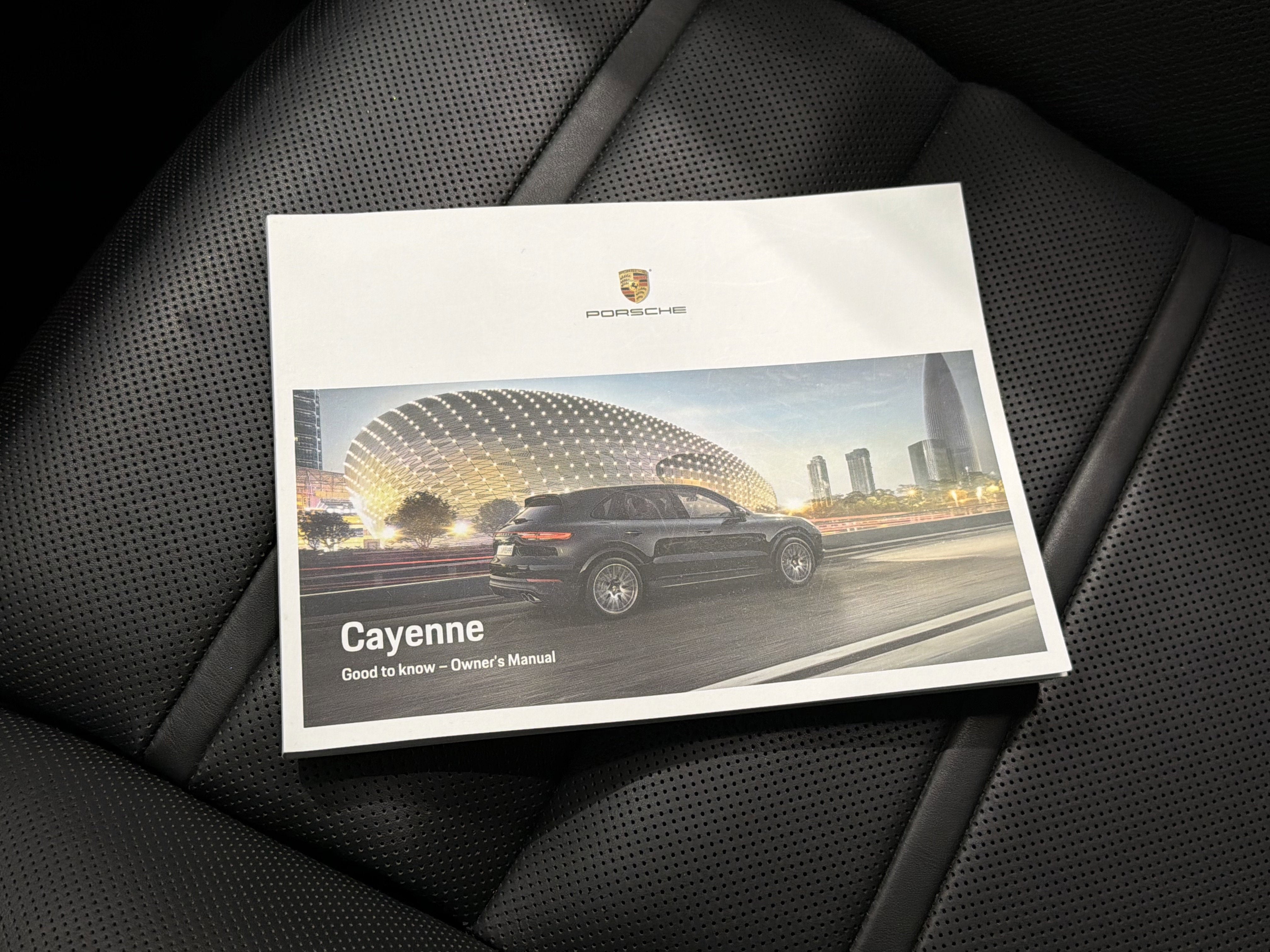 2023 Porsche Cayenne Turbo S E-Hybrid
