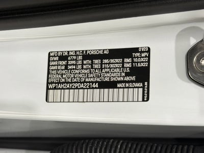 2023 Porsche Cayenne Turbo S E-Hybrid