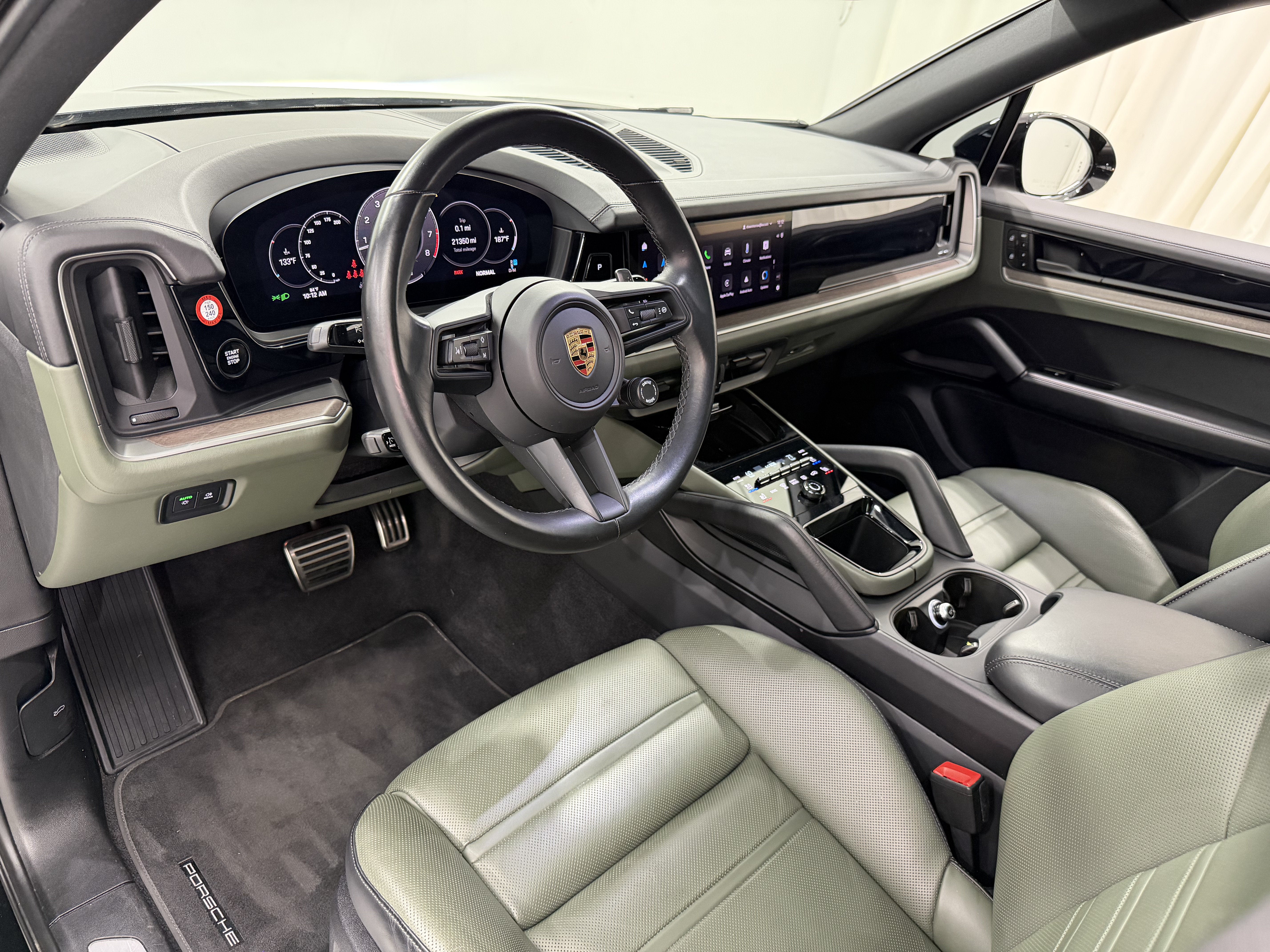 2024 Porsche Cayenne S