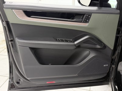 2024 Porsche Cayenne S