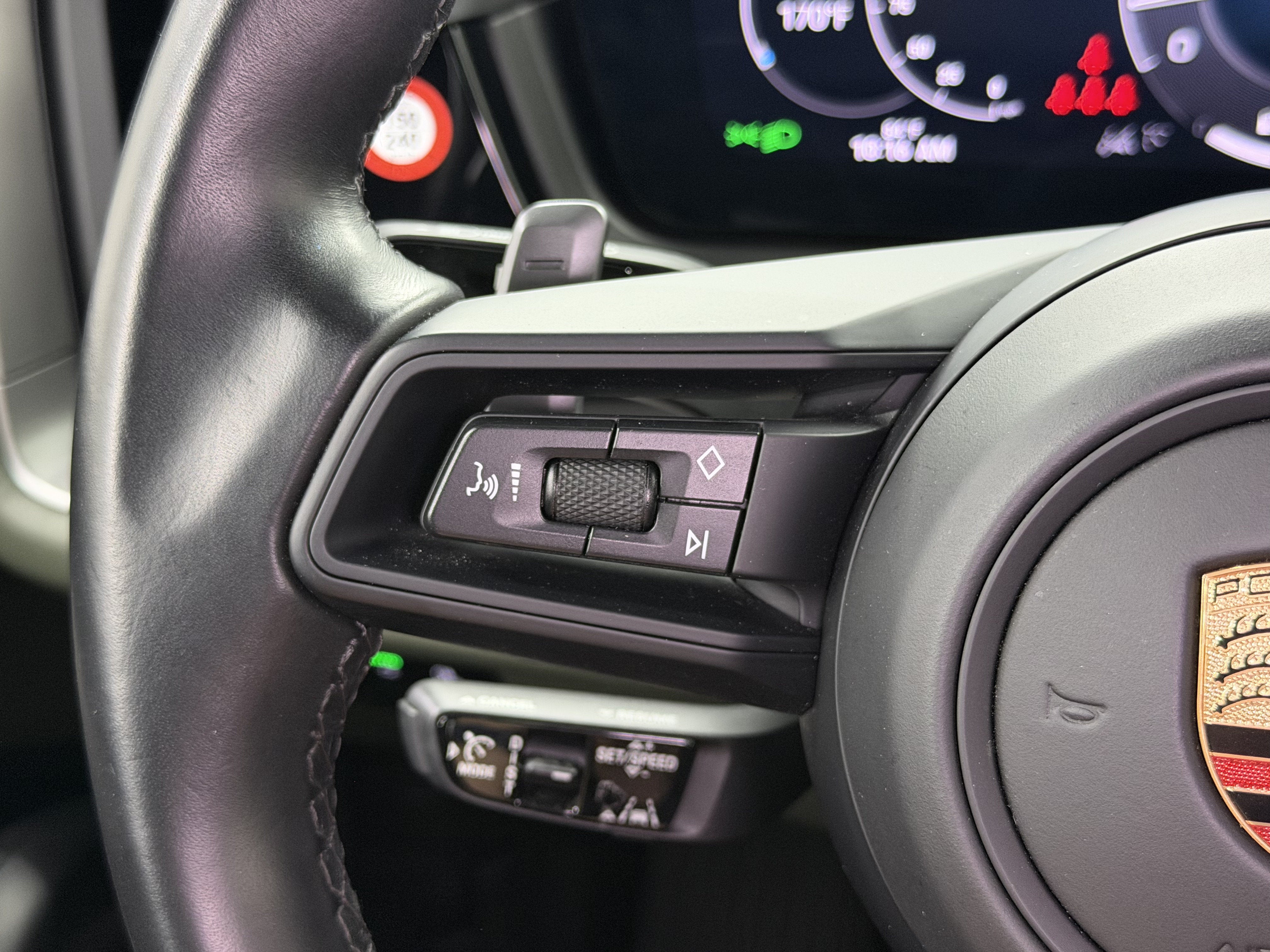 2024 Porsche Cayenne S