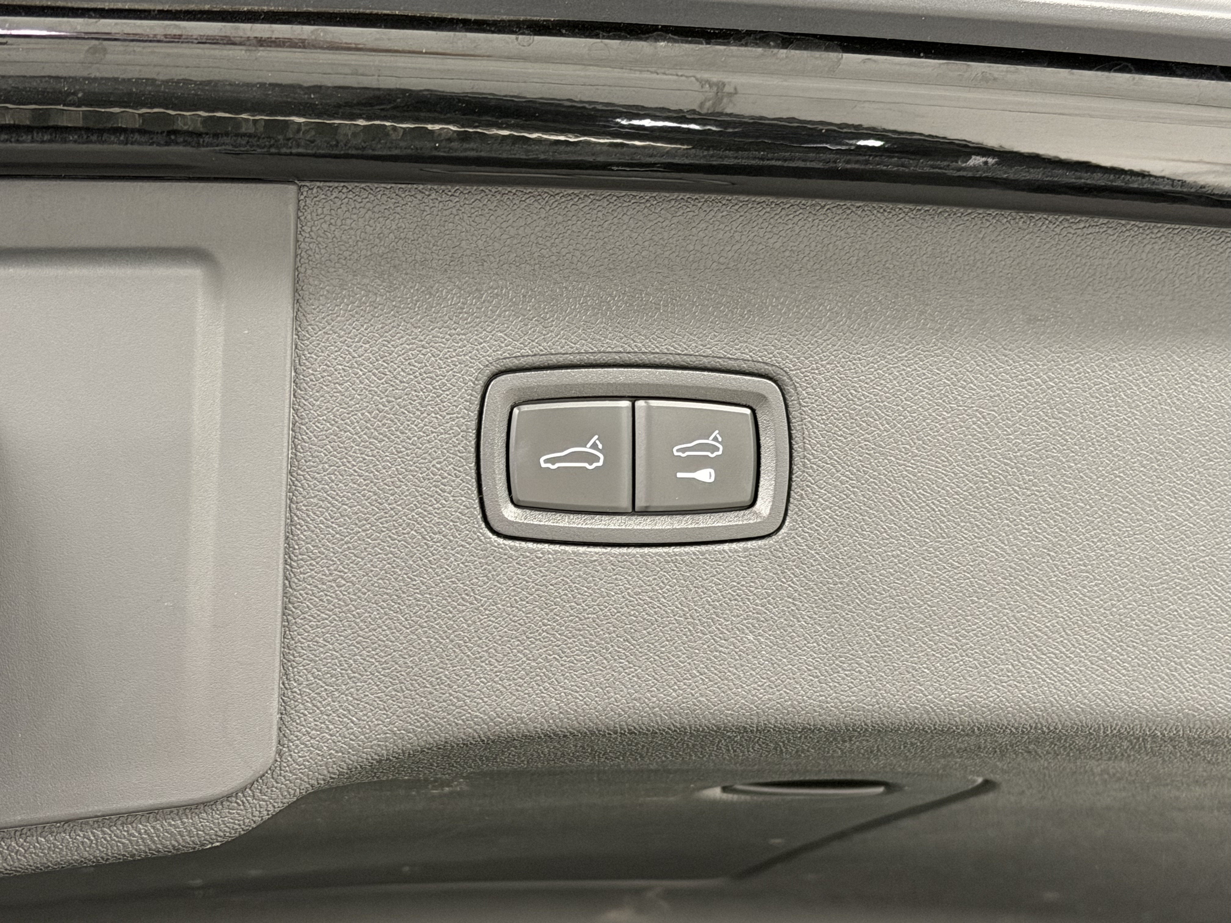 2024 Porsche Cayenne S