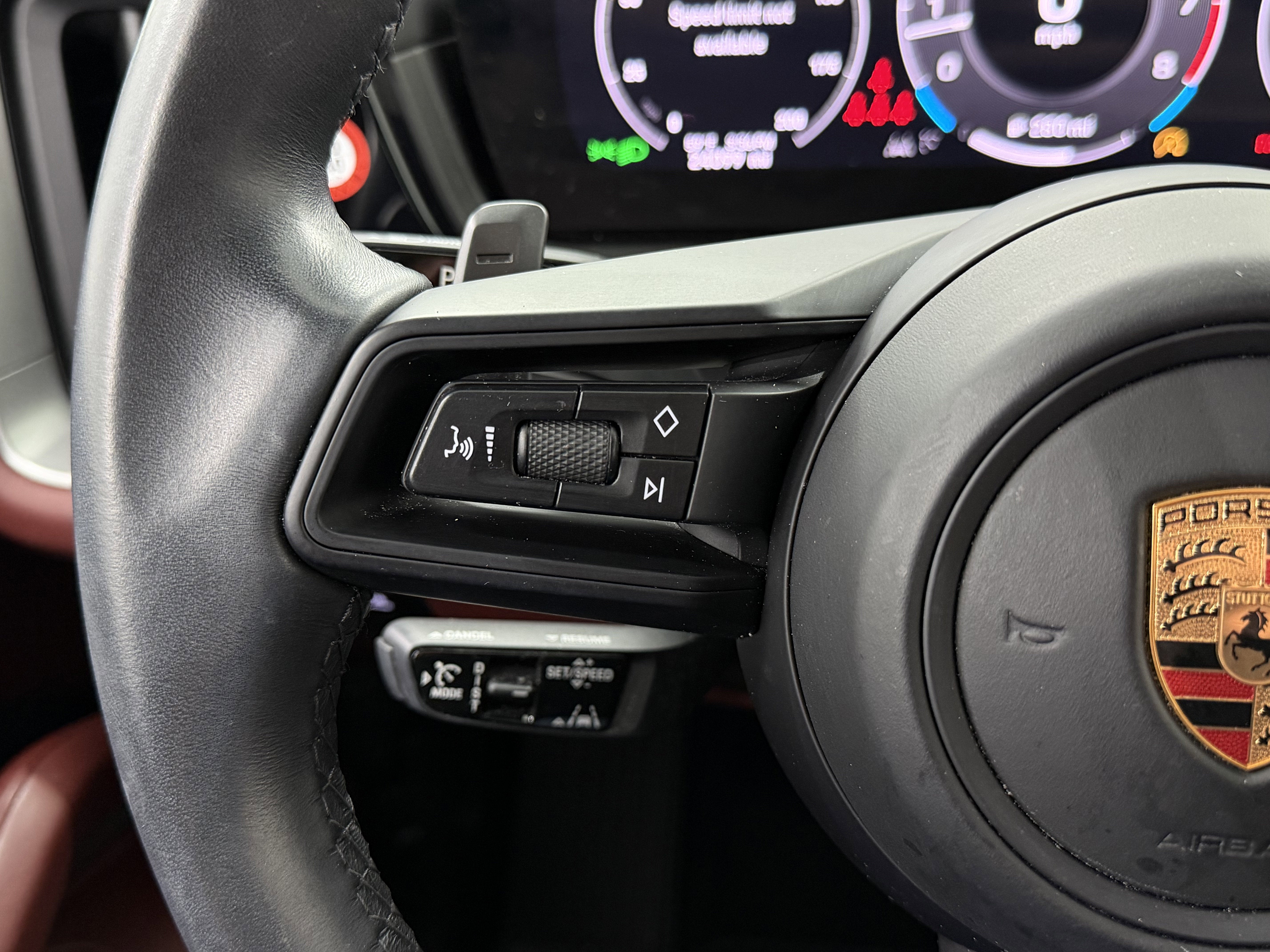 2024 Porsche Cayenne S