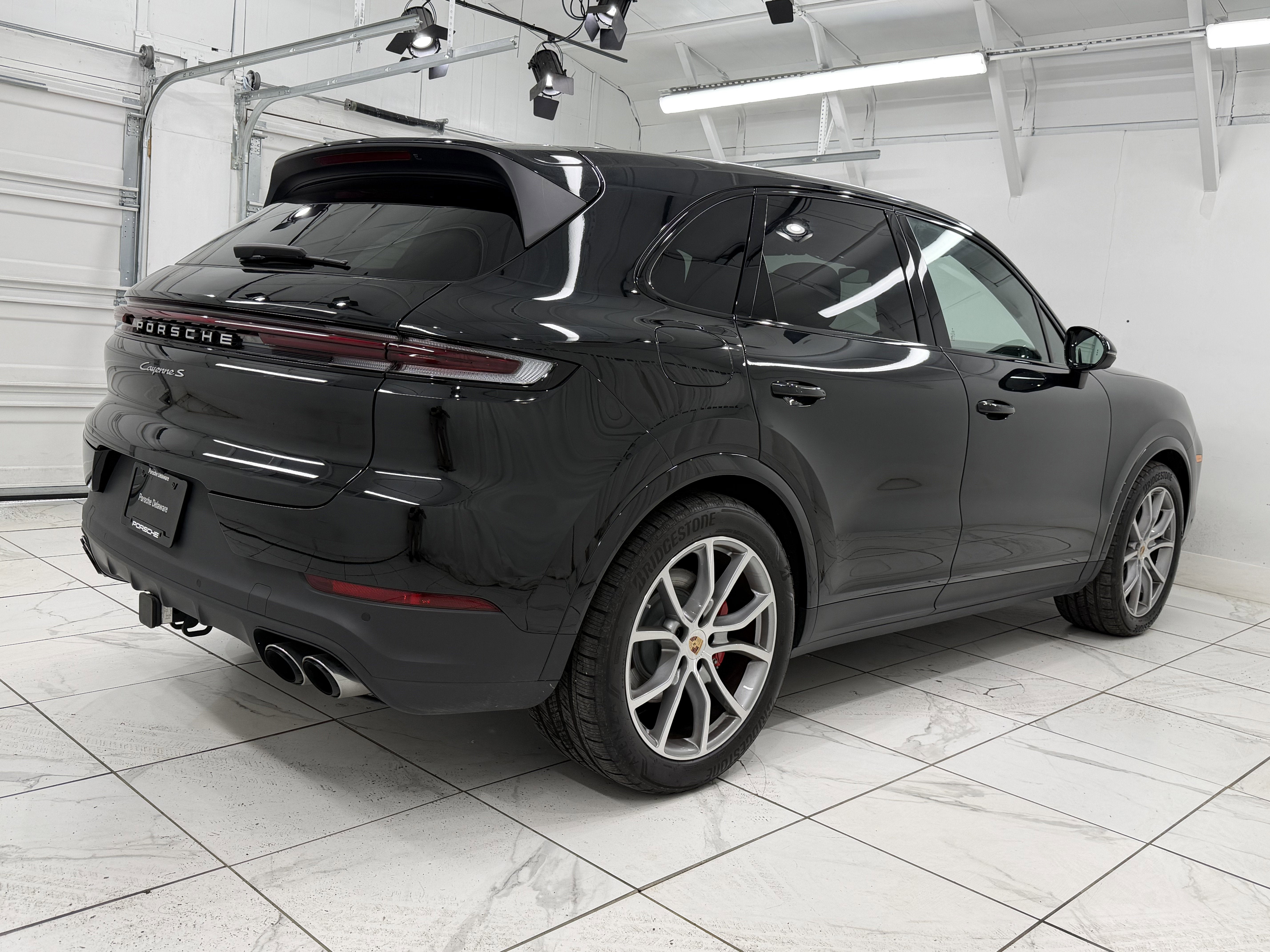 2025 Porsche Cayenne S