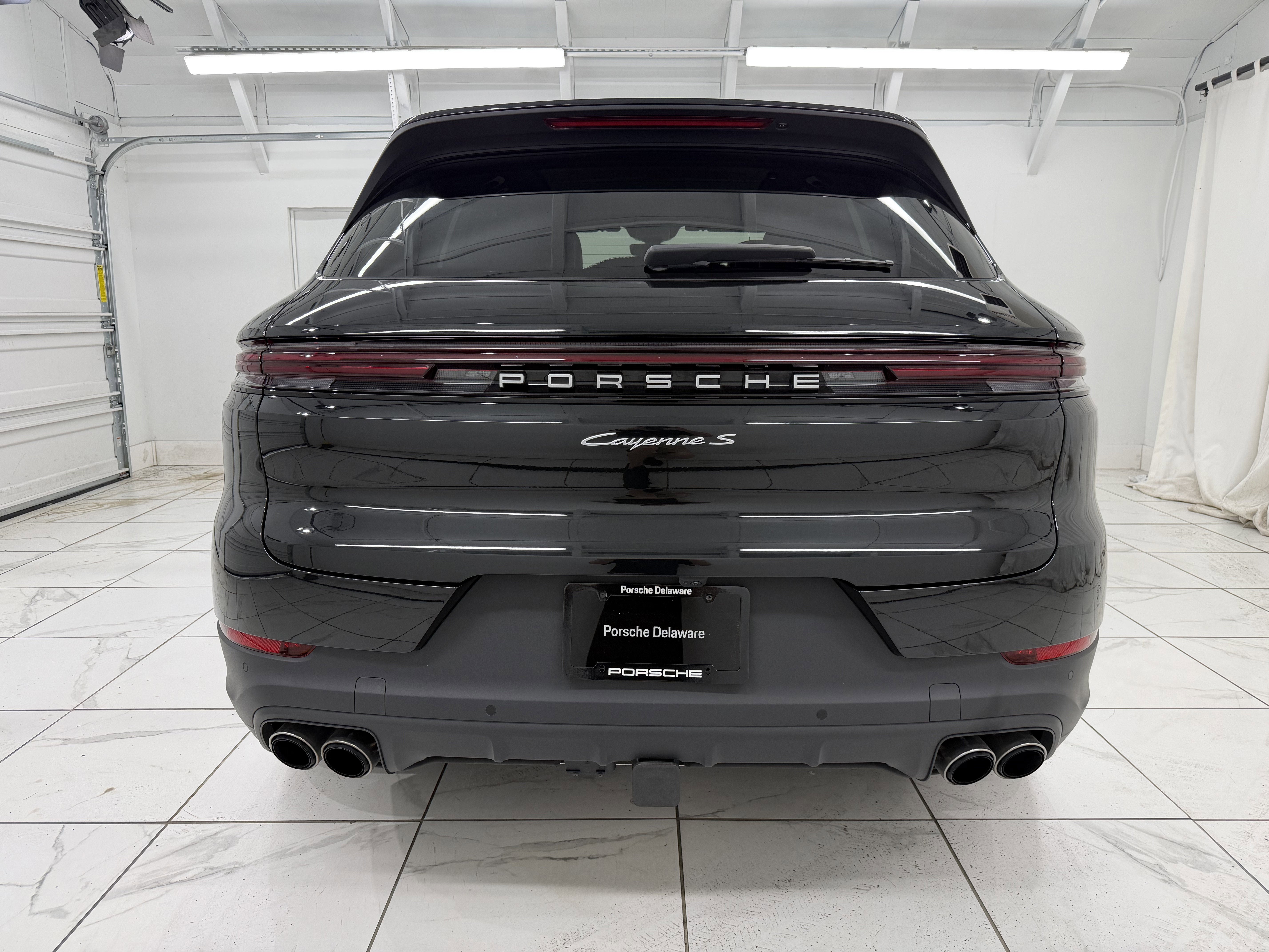 2025 Porsche Cayenne S