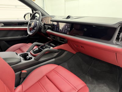 2025 Porsche Cayenne S