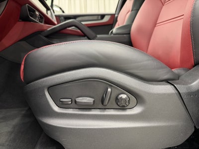 2025 Porsche Cayenne S