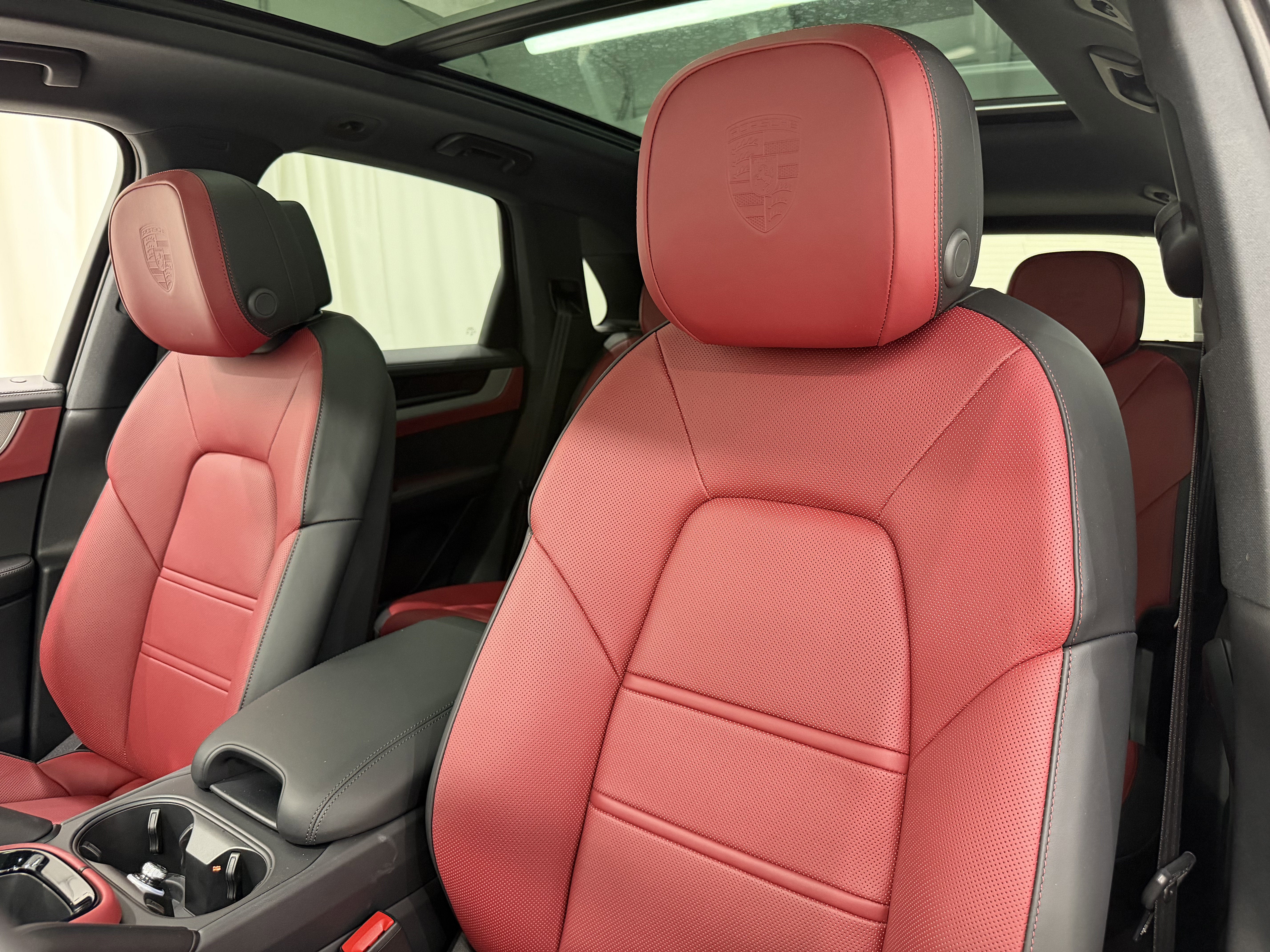 2025 Porsche Cayenne S