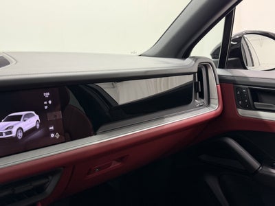 2025 Porsche Cayenne S