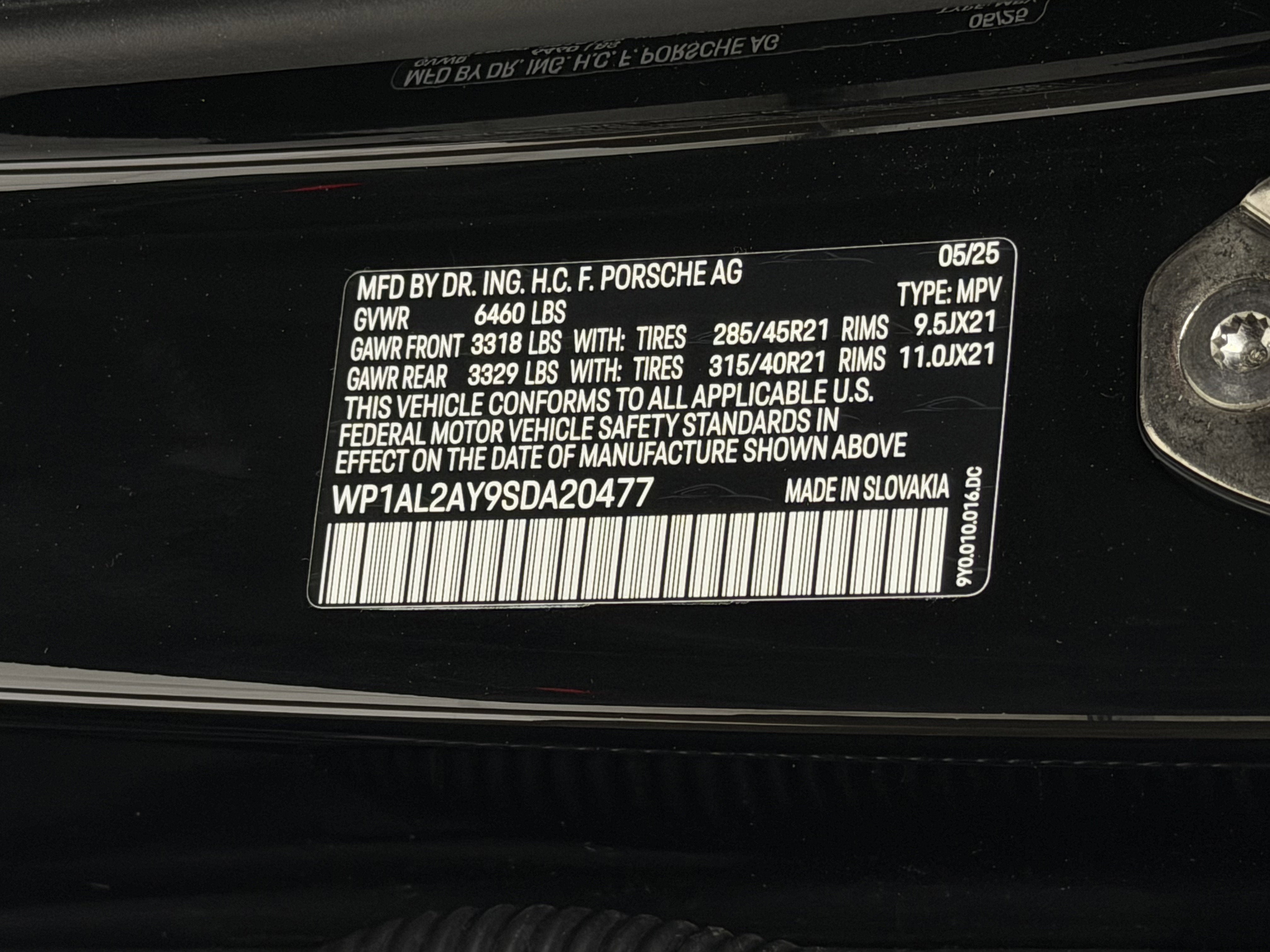 2025 Porsche Cayenne S