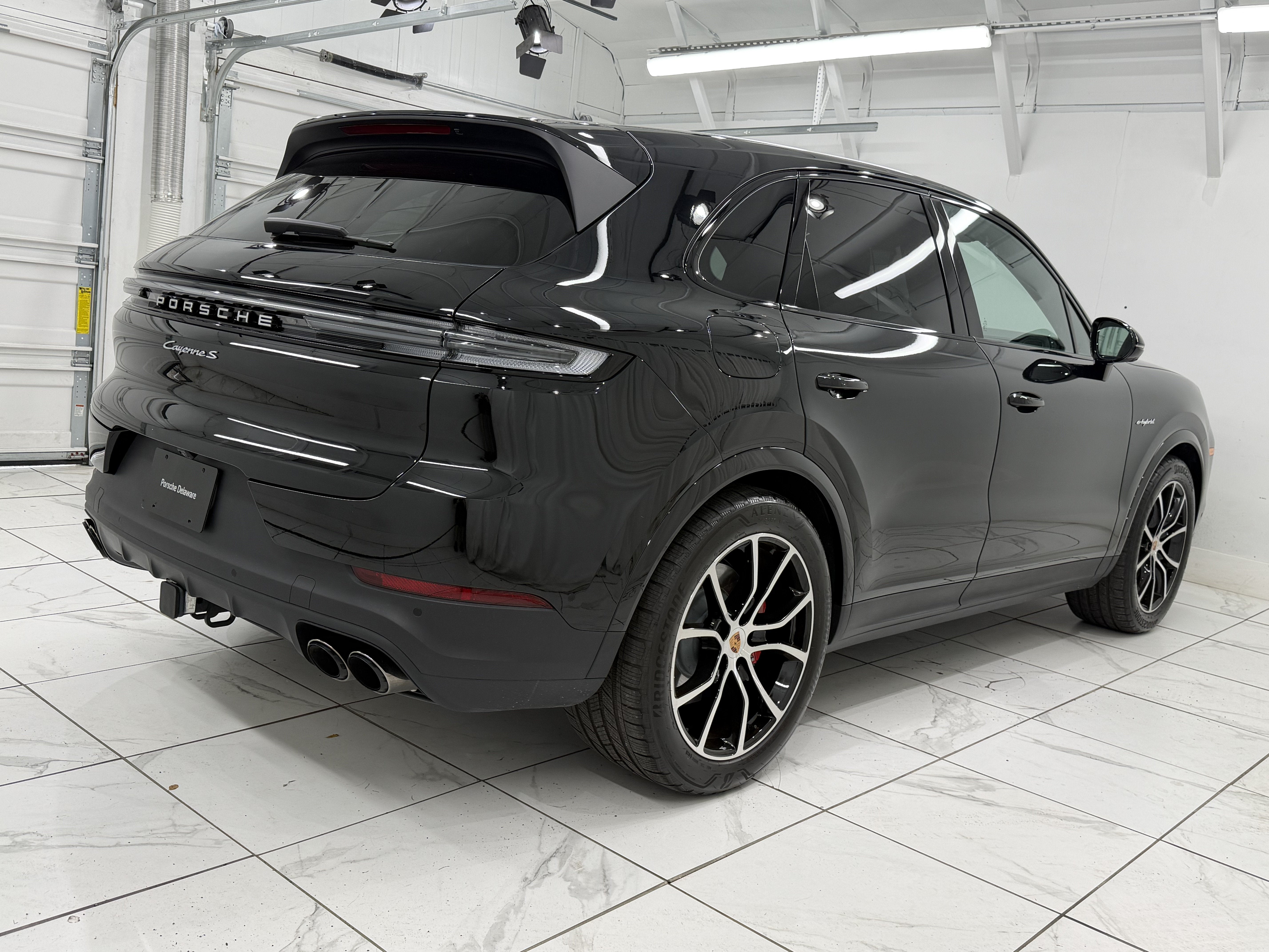 2026 Porsche Cayenne S E-Hybrid