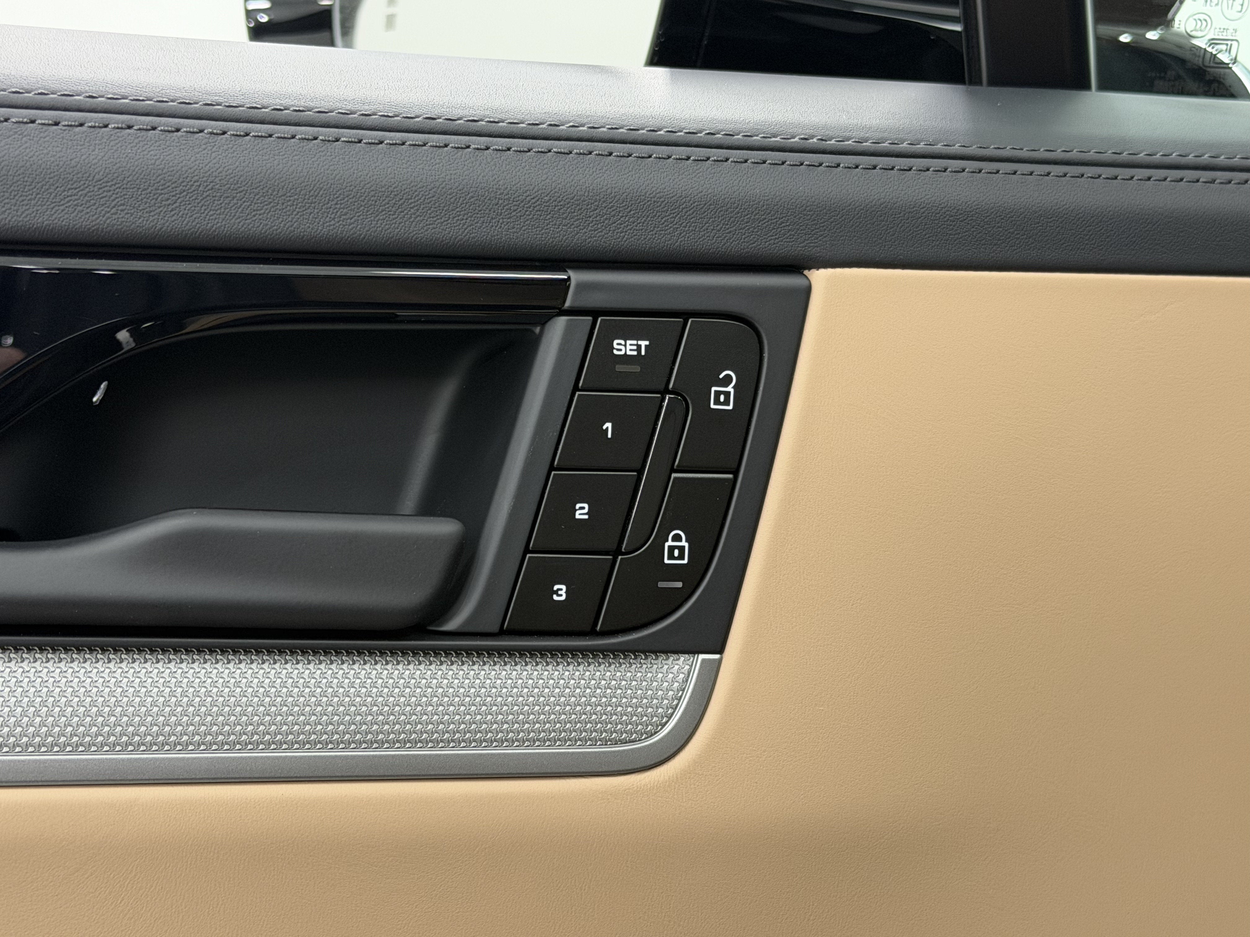 2026 Porsche Cayenne S E-Hybrid
