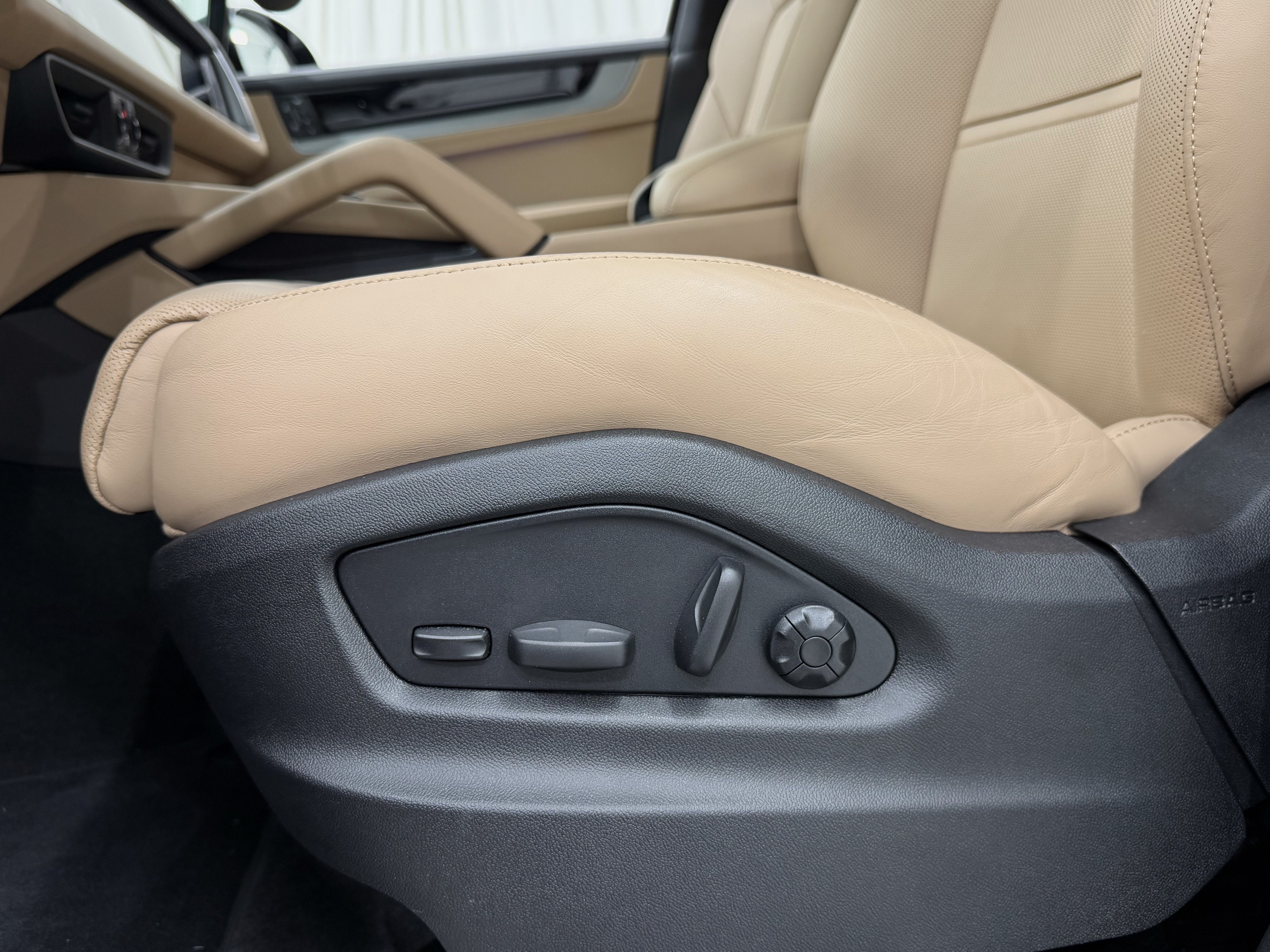 2026 Porsche Cayenne S E-Hybrid