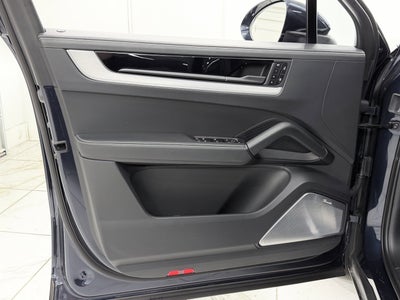 2026 Porsche Cayenne S E-Hybrid