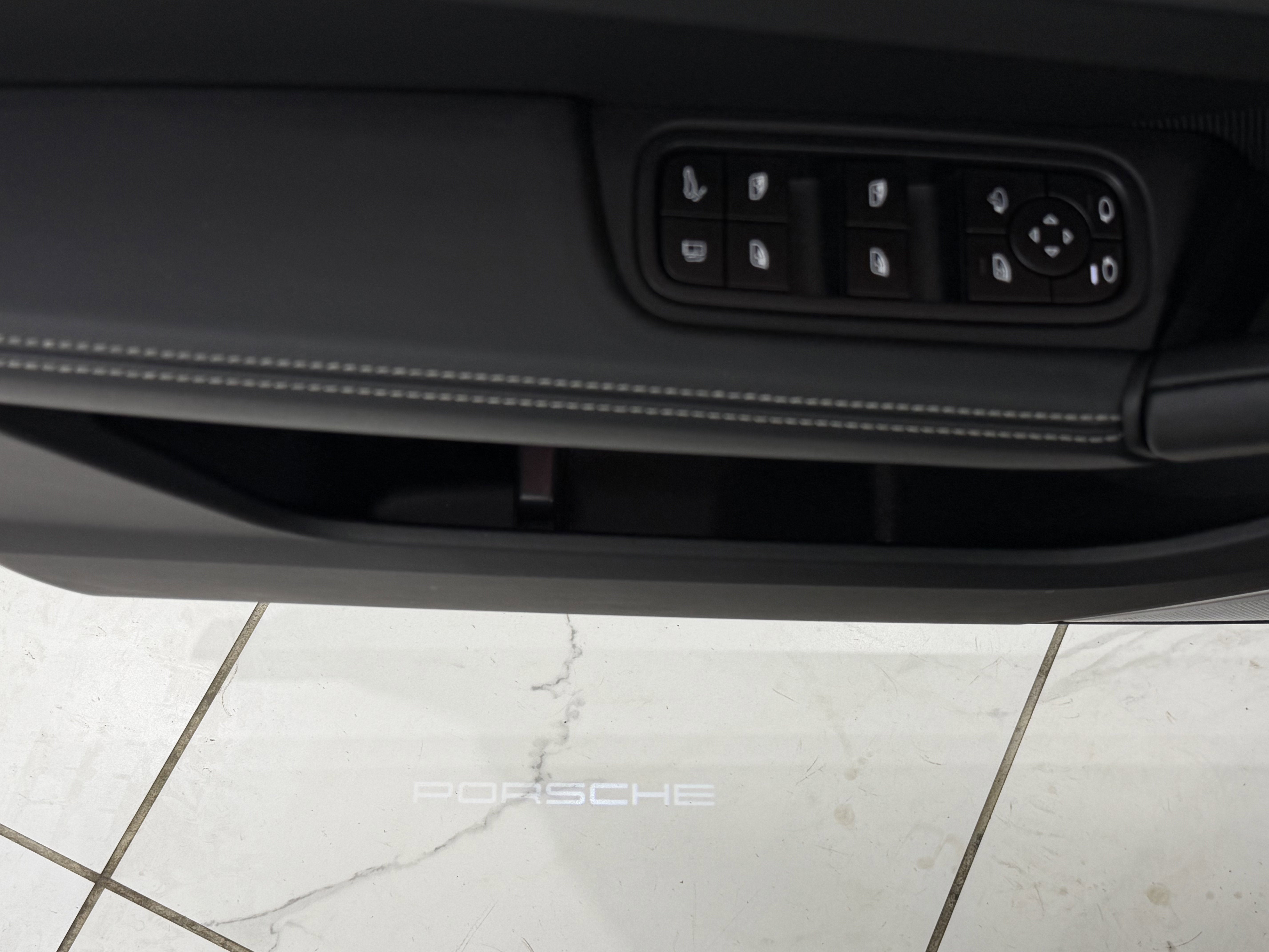 2026 Porsche Cayenne S E-Hybrid