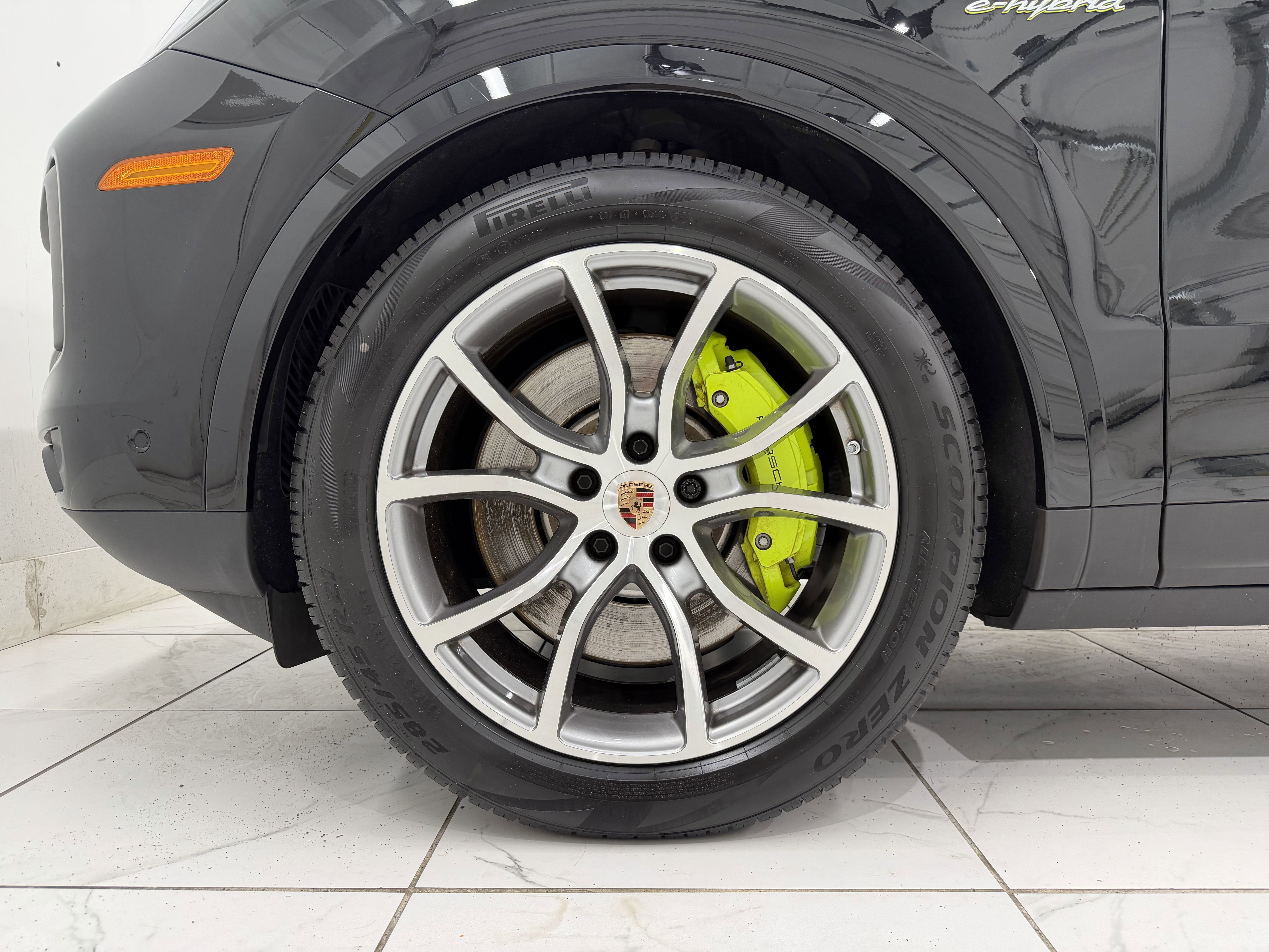 2026 Porsche Cayenne S E-Hybrid