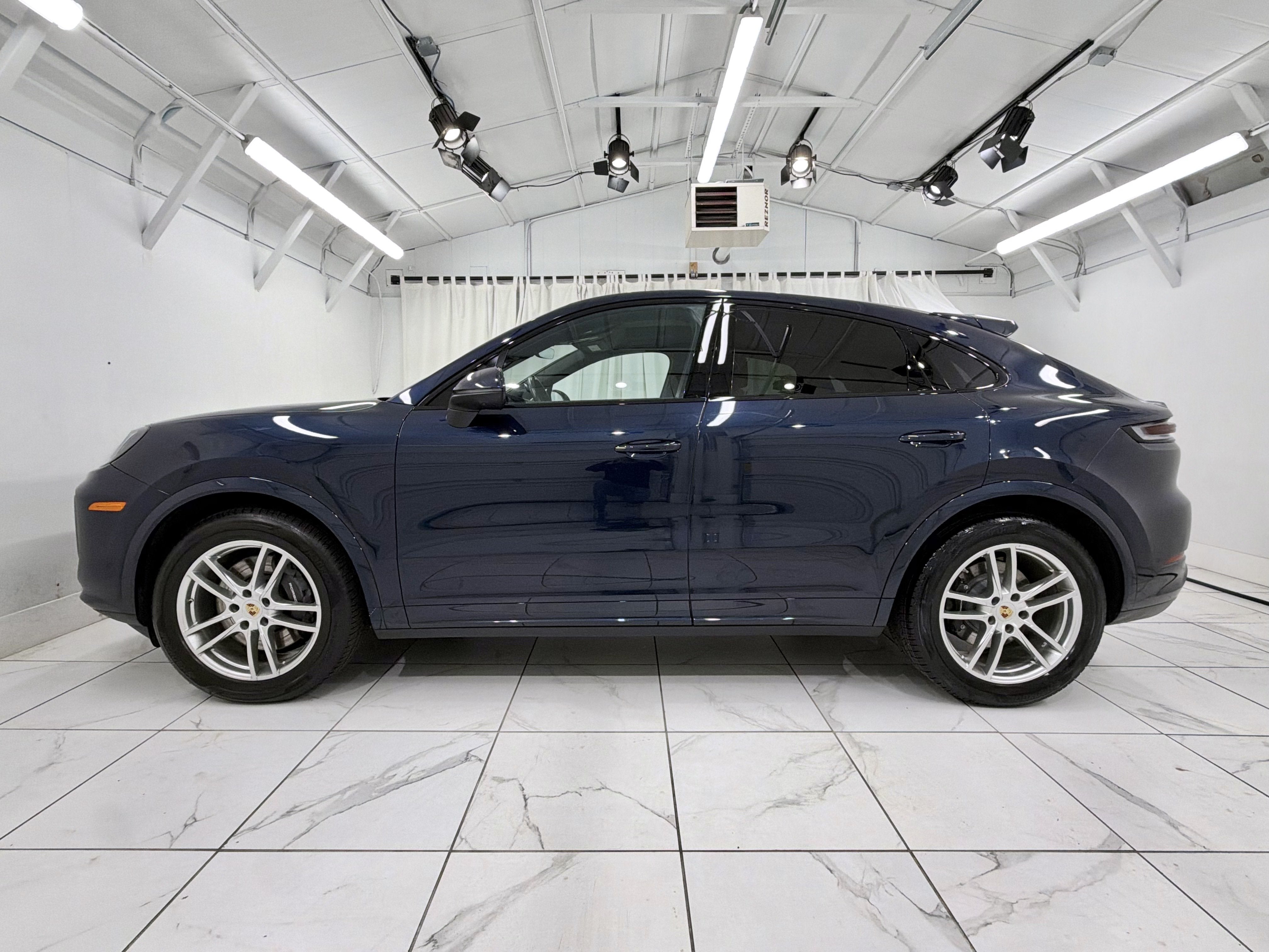 2024 Porsche Cayenne Coupe AWD
