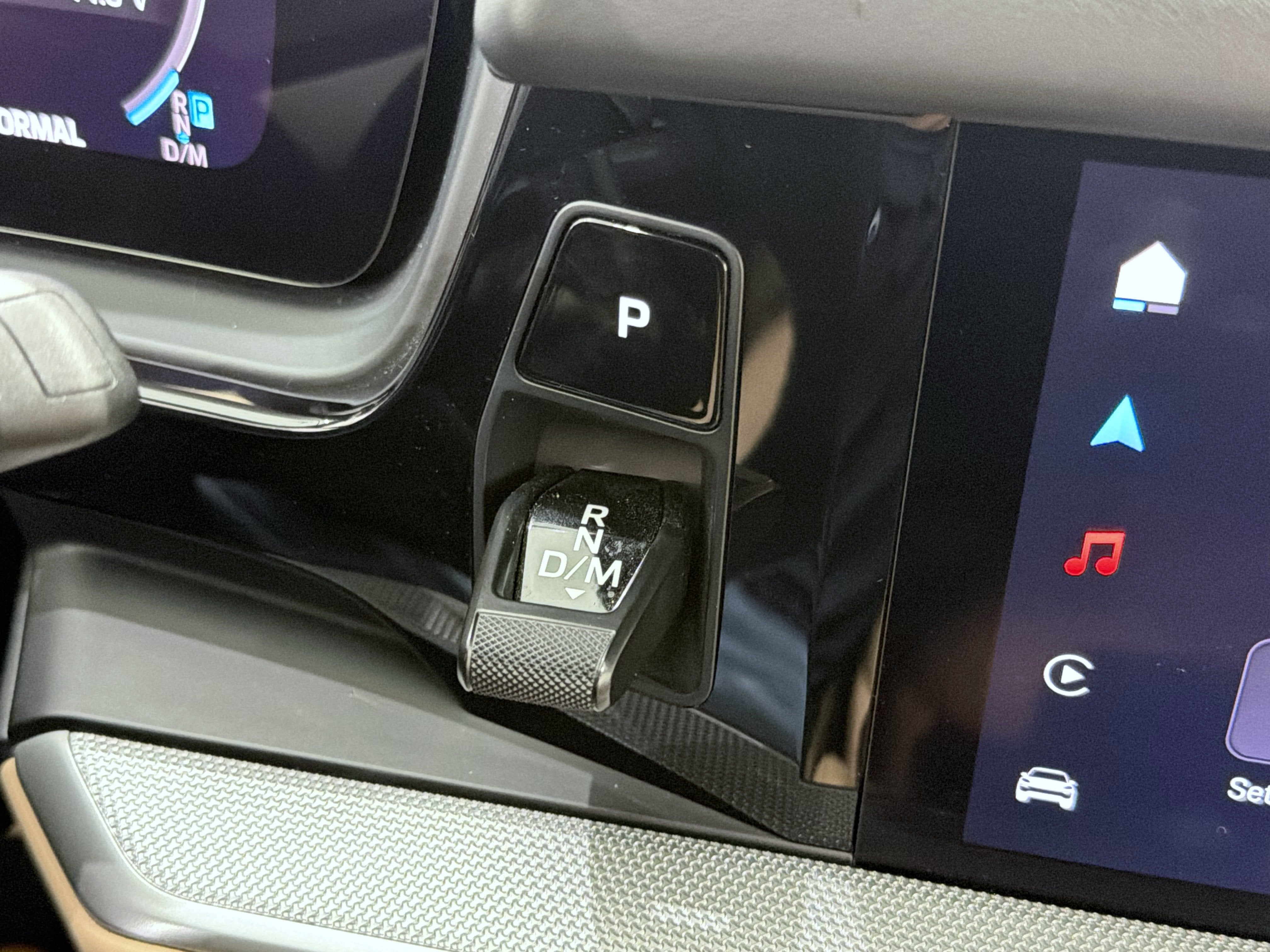 2024 Porsche Cayenne Coupe AWD