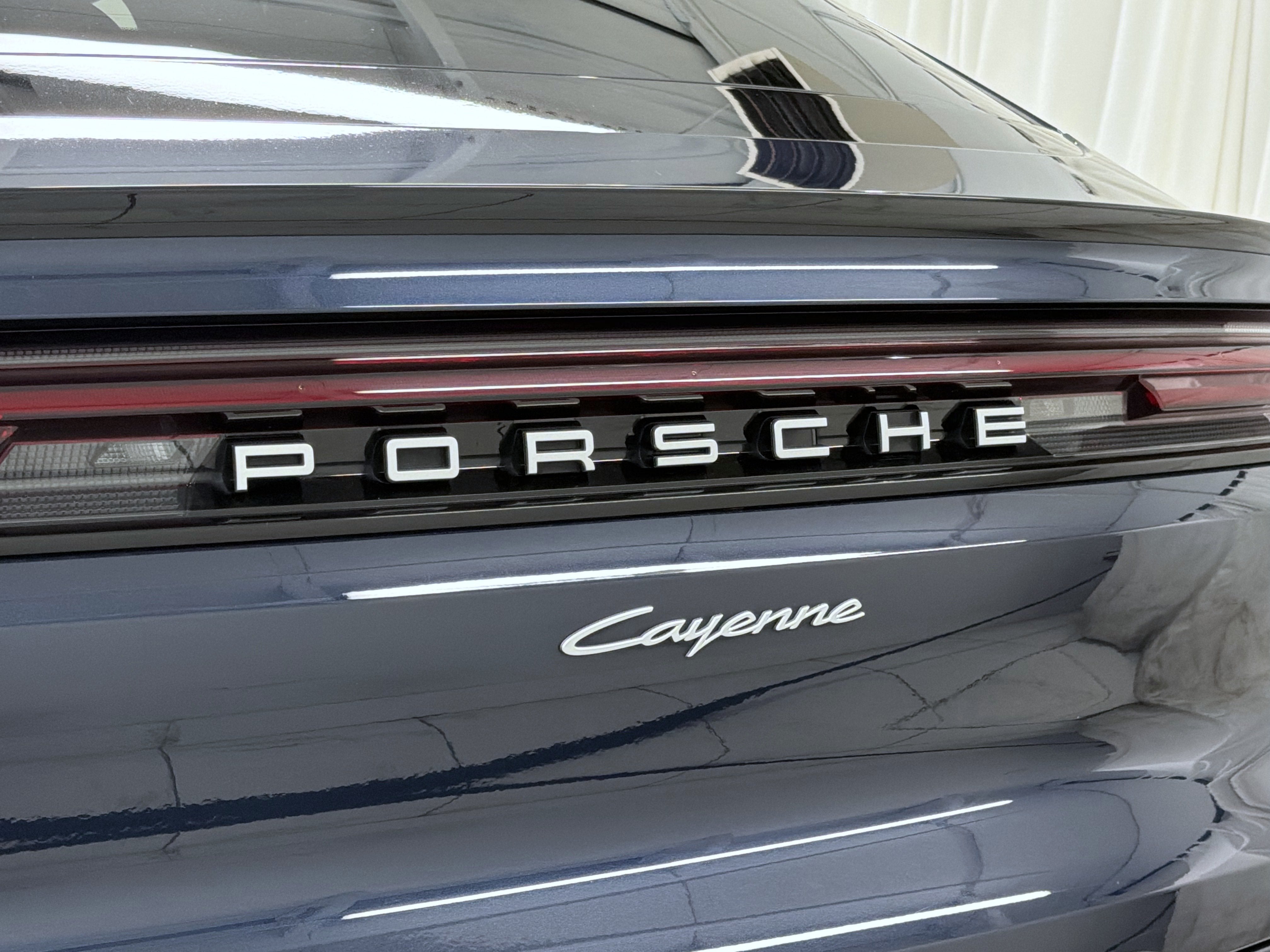 2024 Porsche Cayenne Coupe AWD