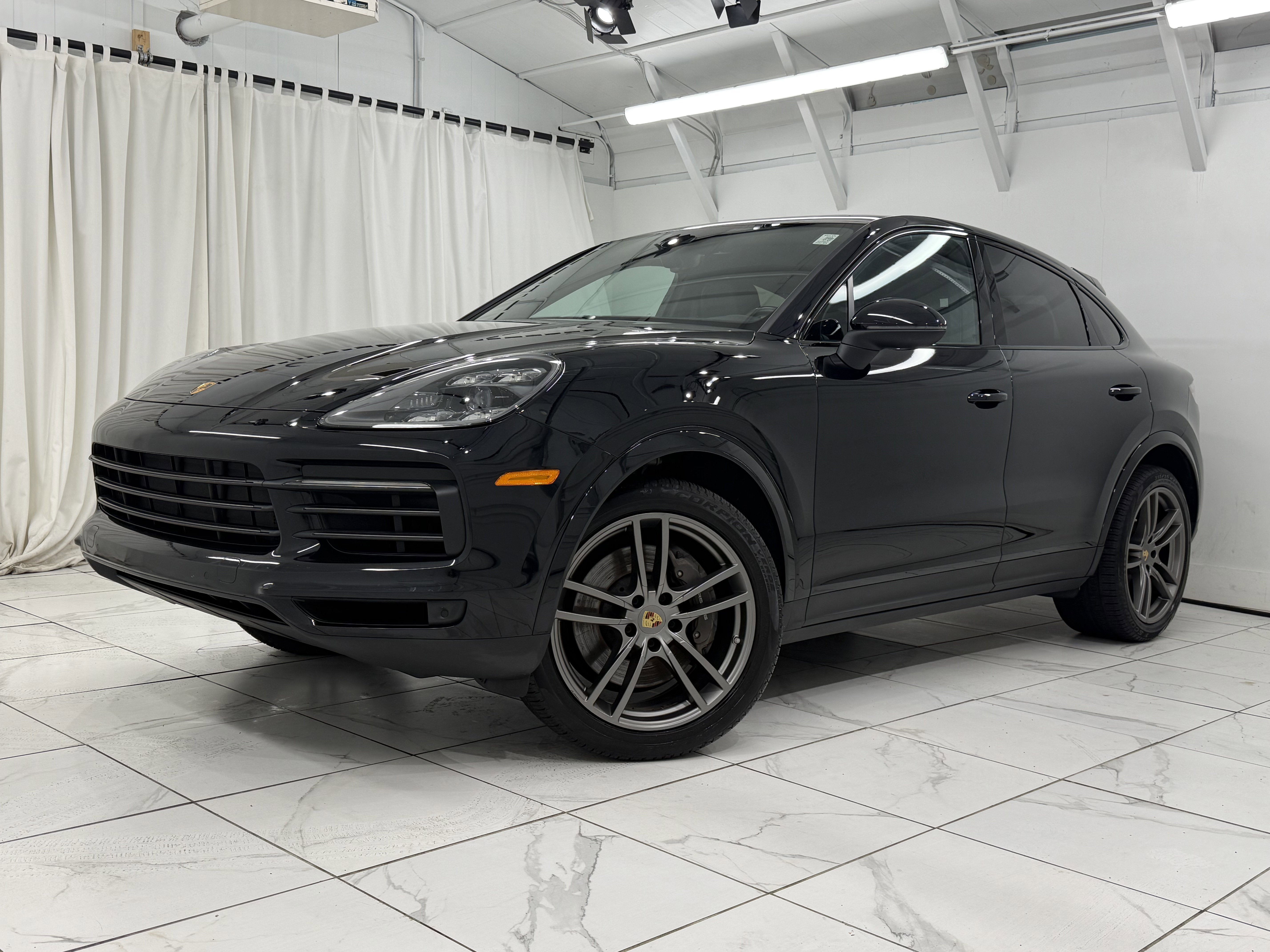 2022 Porsche Cayenne Platinum Edition