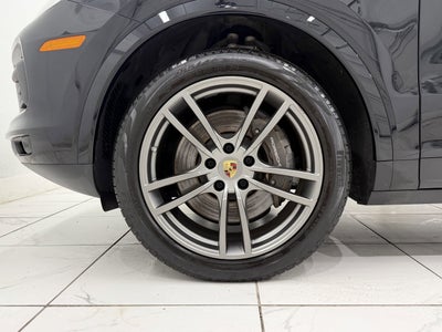 2022 Porsche Cayenne Platinum Edition
