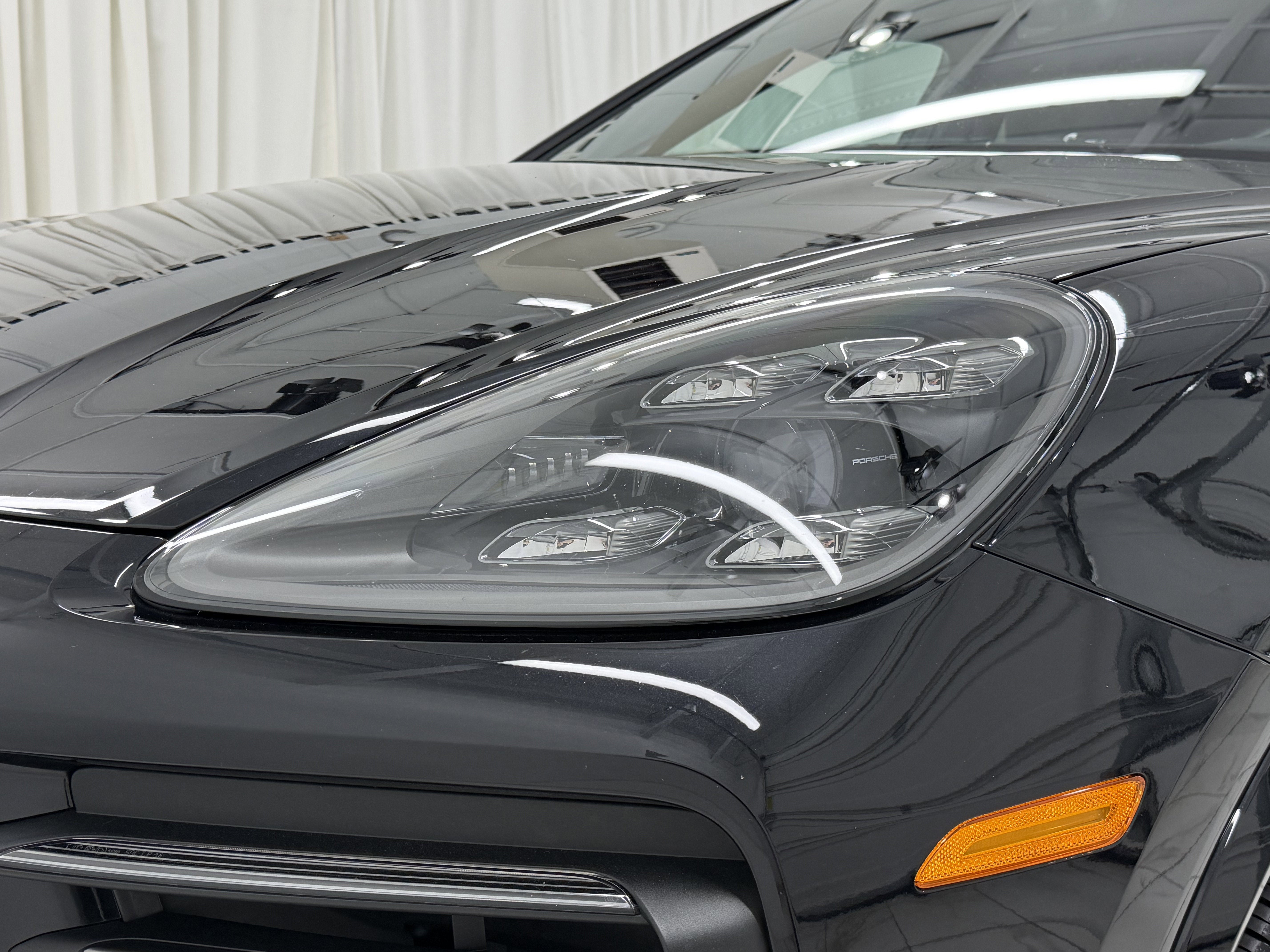 2022 Porsche Cayenne Platinum Edition
