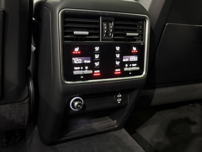 2022 Porsche Cayenne Platinum Edition