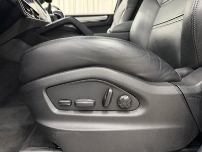 2022 Porsche Cayenne Platinum Edition