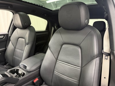 2022 Porsche Cayenne Platinum Edition