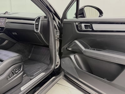 2022 Porsche Cayenne S