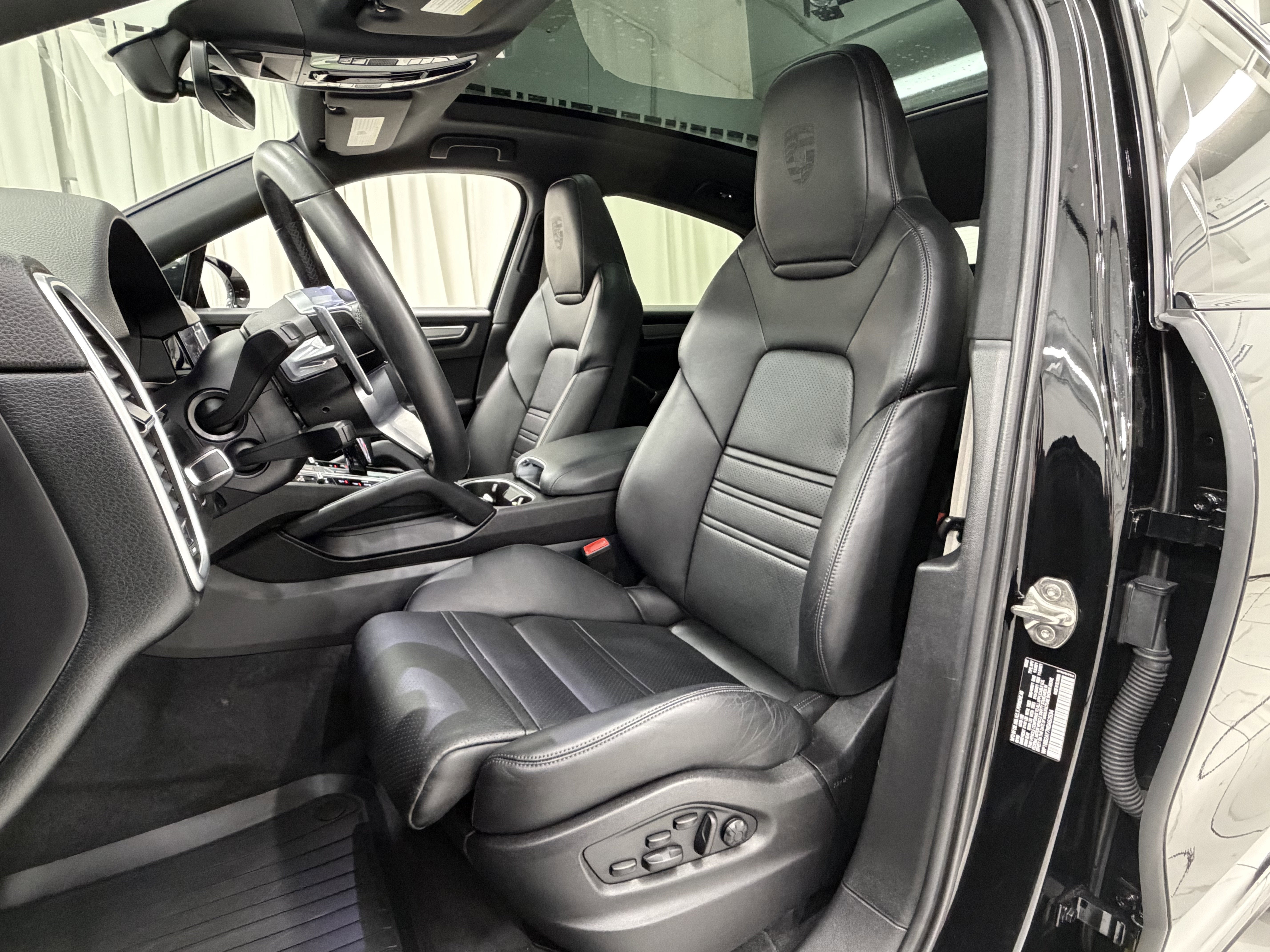 2022 Porsche Cayenne S