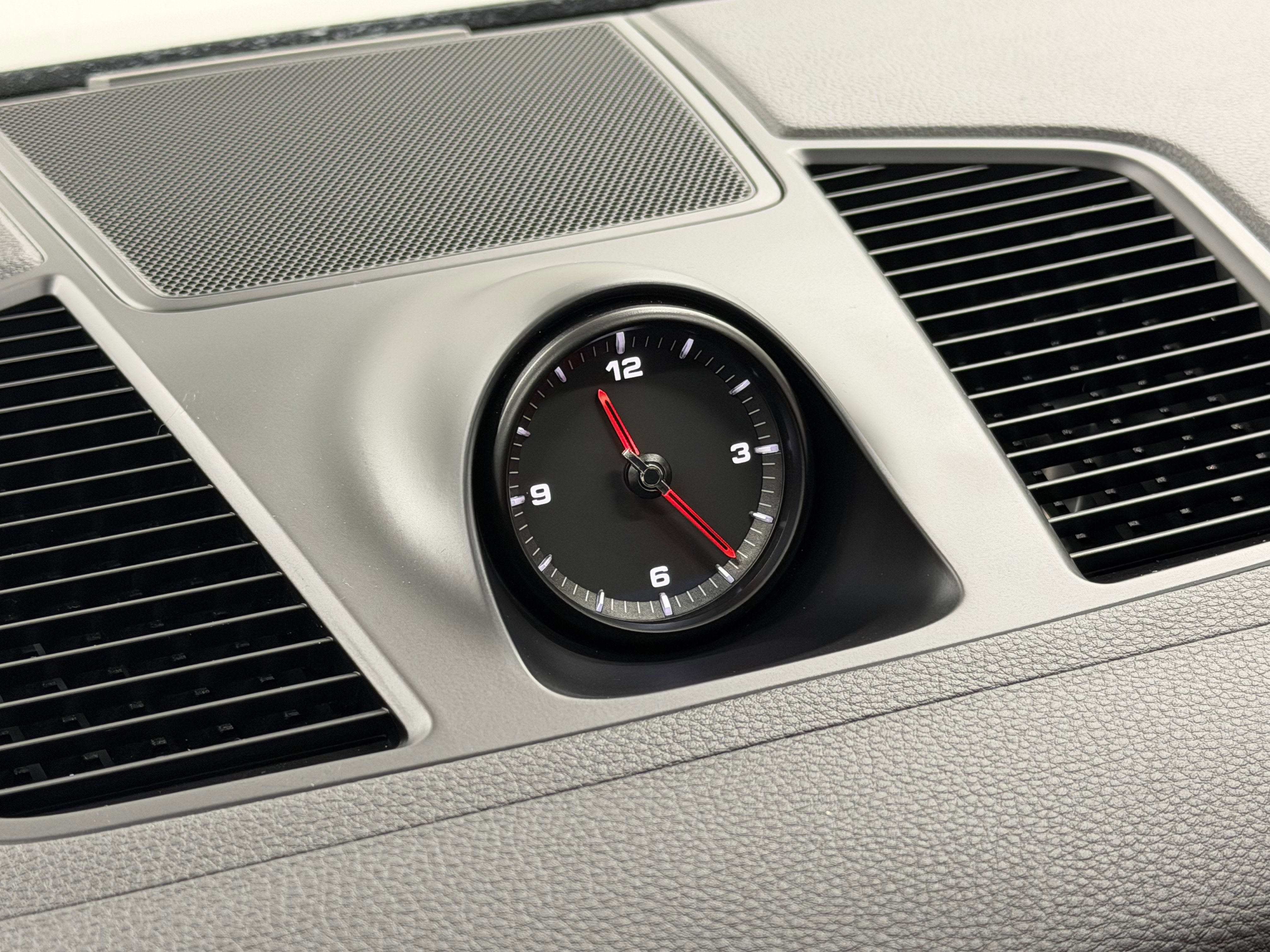 2022 Porsche Cayenne S