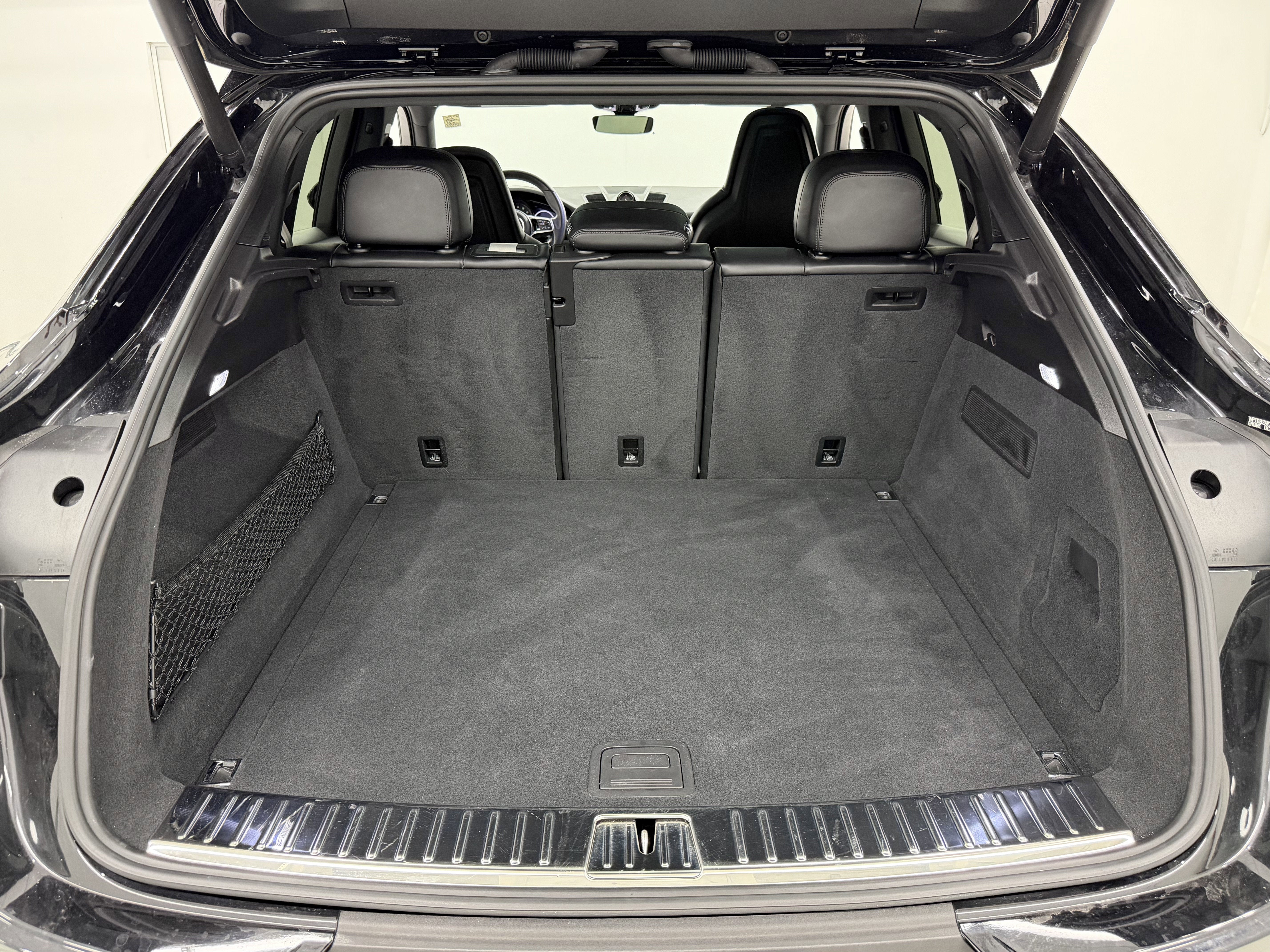 2022 Porsche Cayenne S