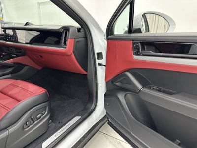 2025 Porsche Cayenne E-Hybrid