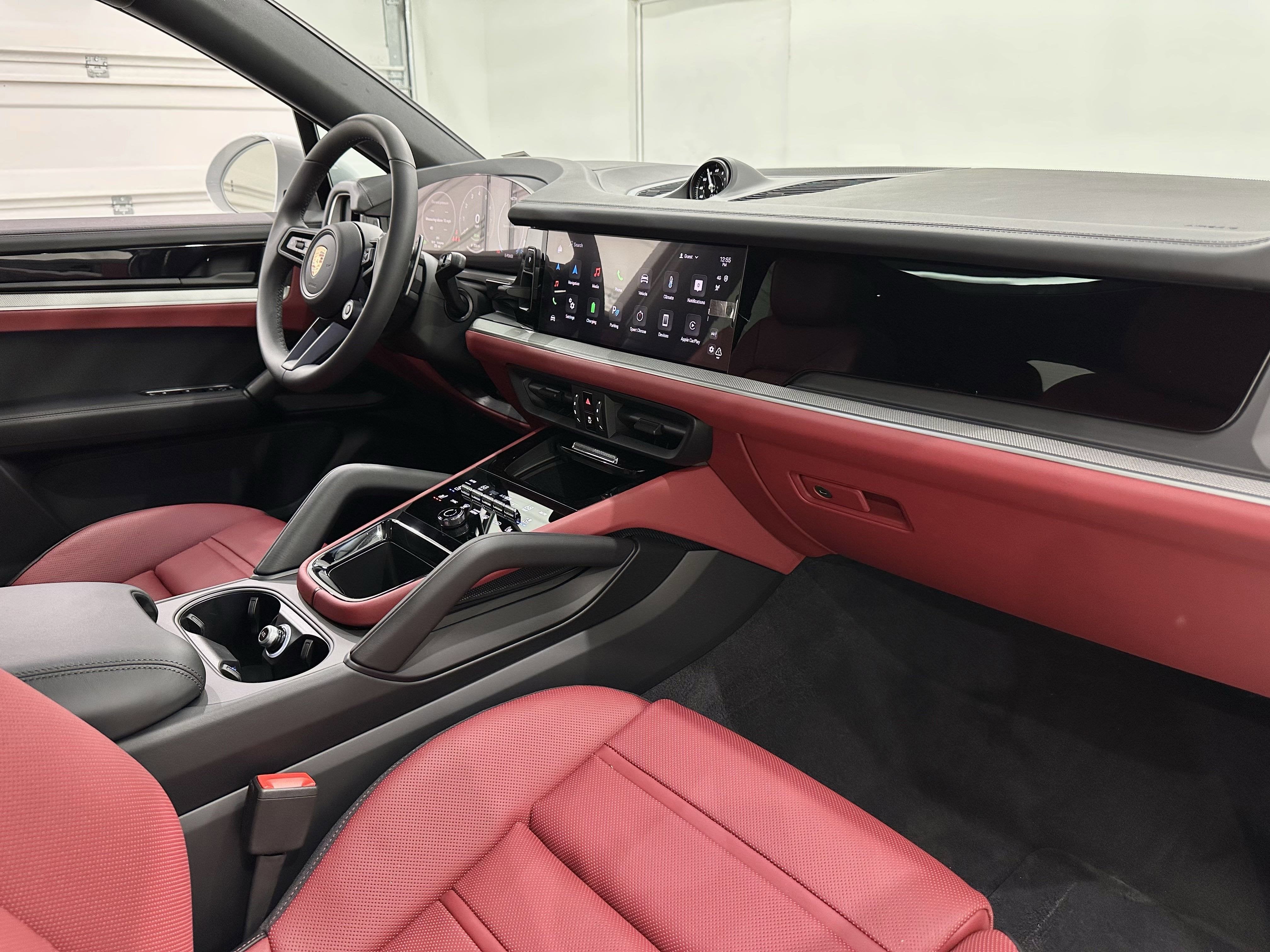 2025 Porsche Cayenne E-Hybrid