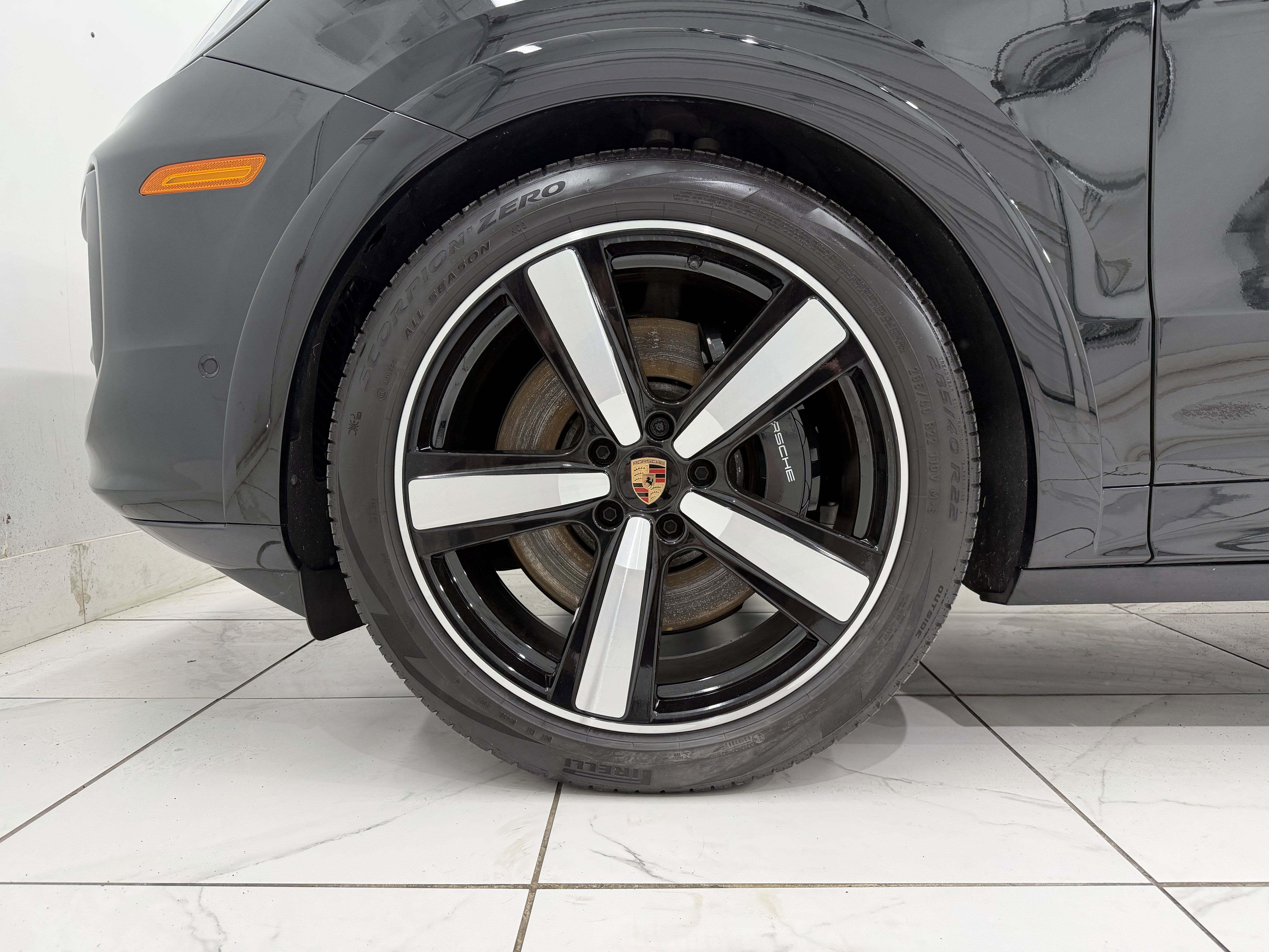 2025 Porsche Cayenne GTS