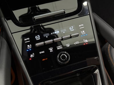 2025 Porsche Cayenne GTS